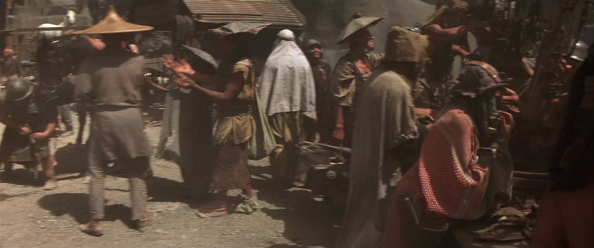 Mad Max Beyond Thunderdome (1985), wide, 2.40:1 — film still