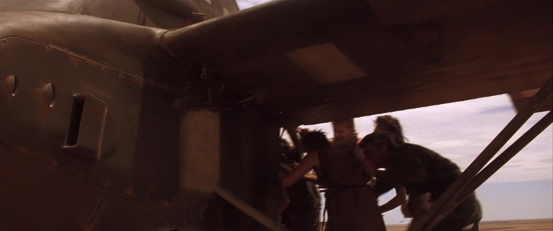 Mad Max Beyond Thunderdome (1985), wide, 2.40:1 — film still