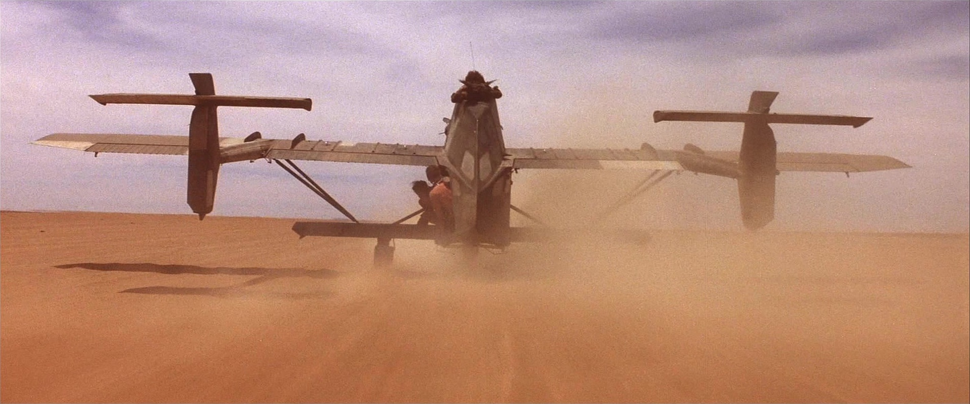Mad Max Beyond Thunderdome (1985), wide, 2.40:1 — film still