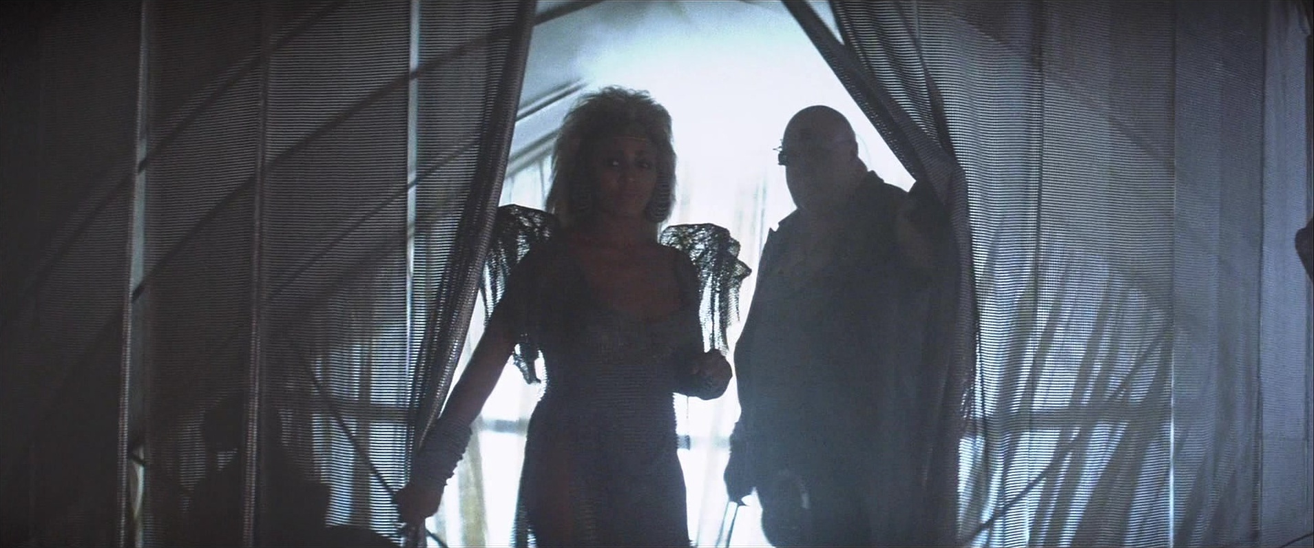 Mad Max Beyond Thunderdome (1985), wide, 2.40:1 — film still