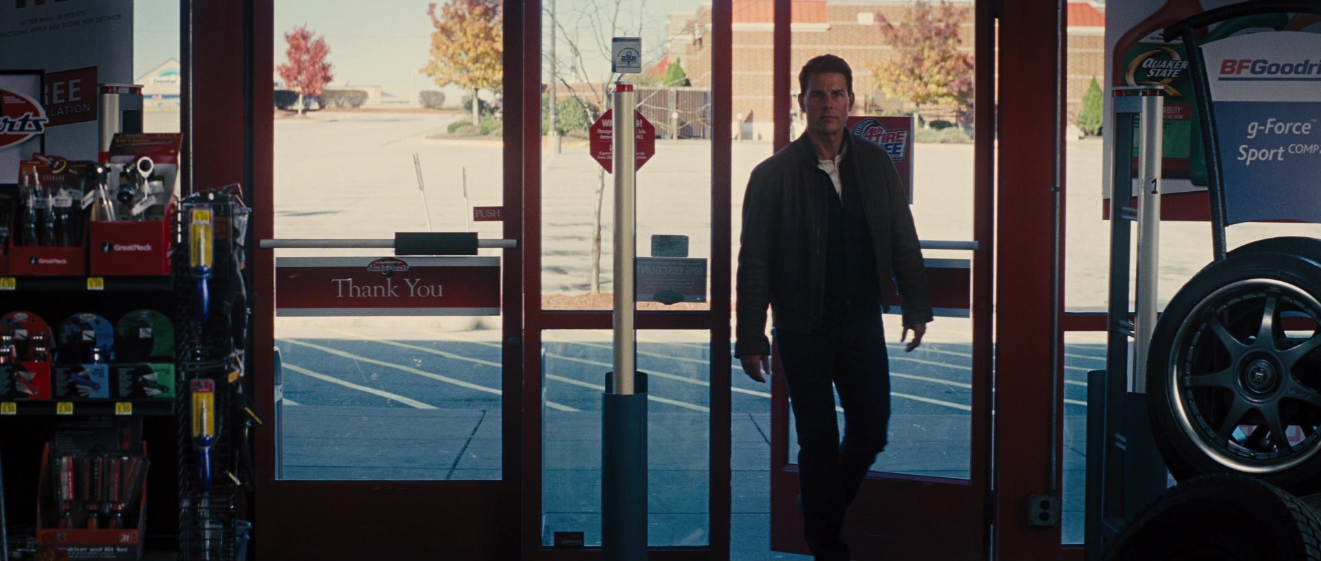 Jack Reacher (2012), wide, 2.35:1 — film still