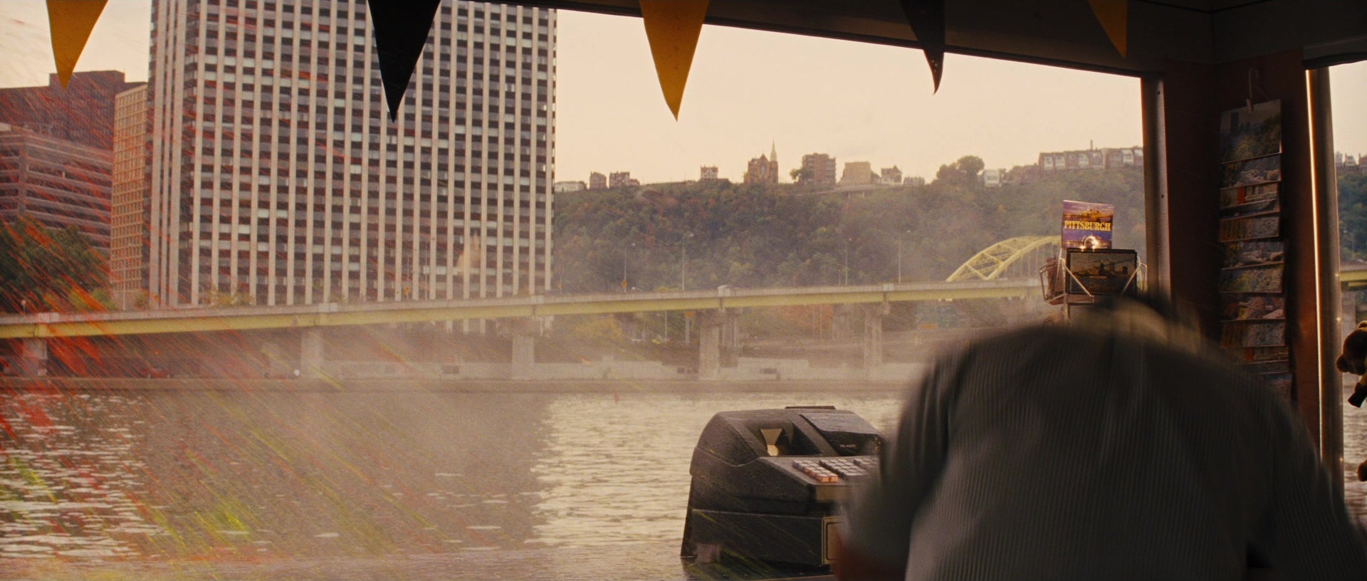 Jack Reacher (2012), wide, 2.35:1 — film still