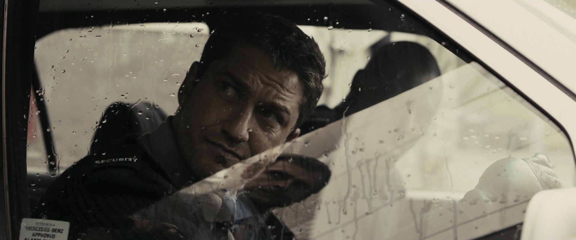 RocknRolla (2008), wide, 2.40:1 — film still