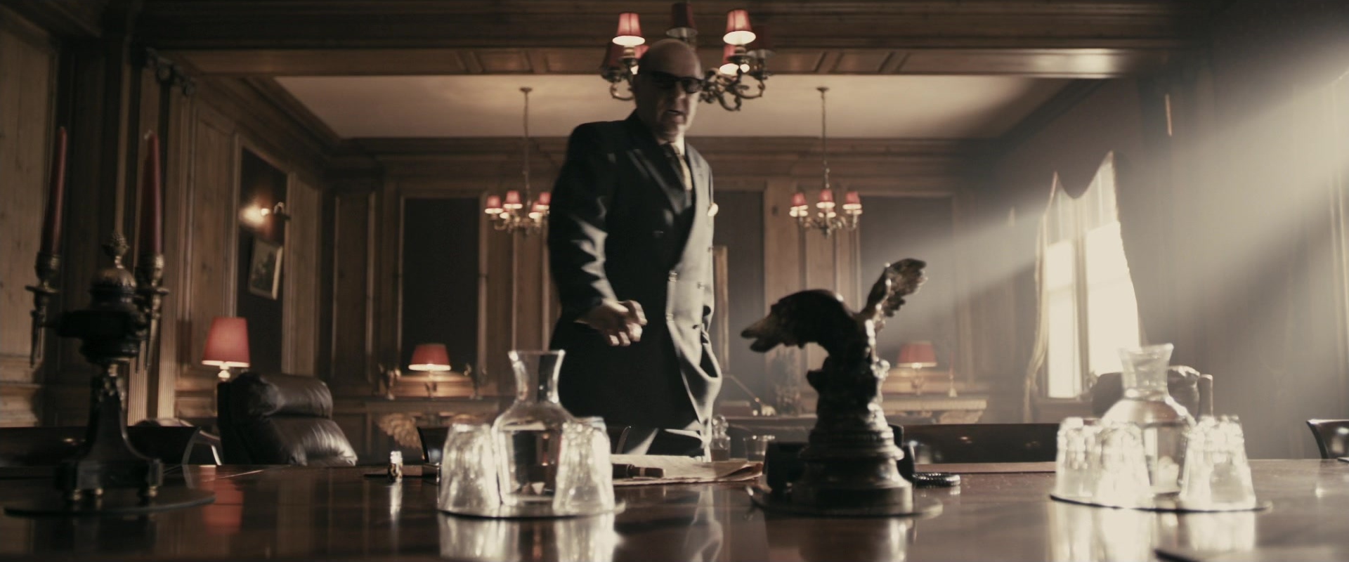 RocknRolla (2008), wide, 2.40:1 — film still
