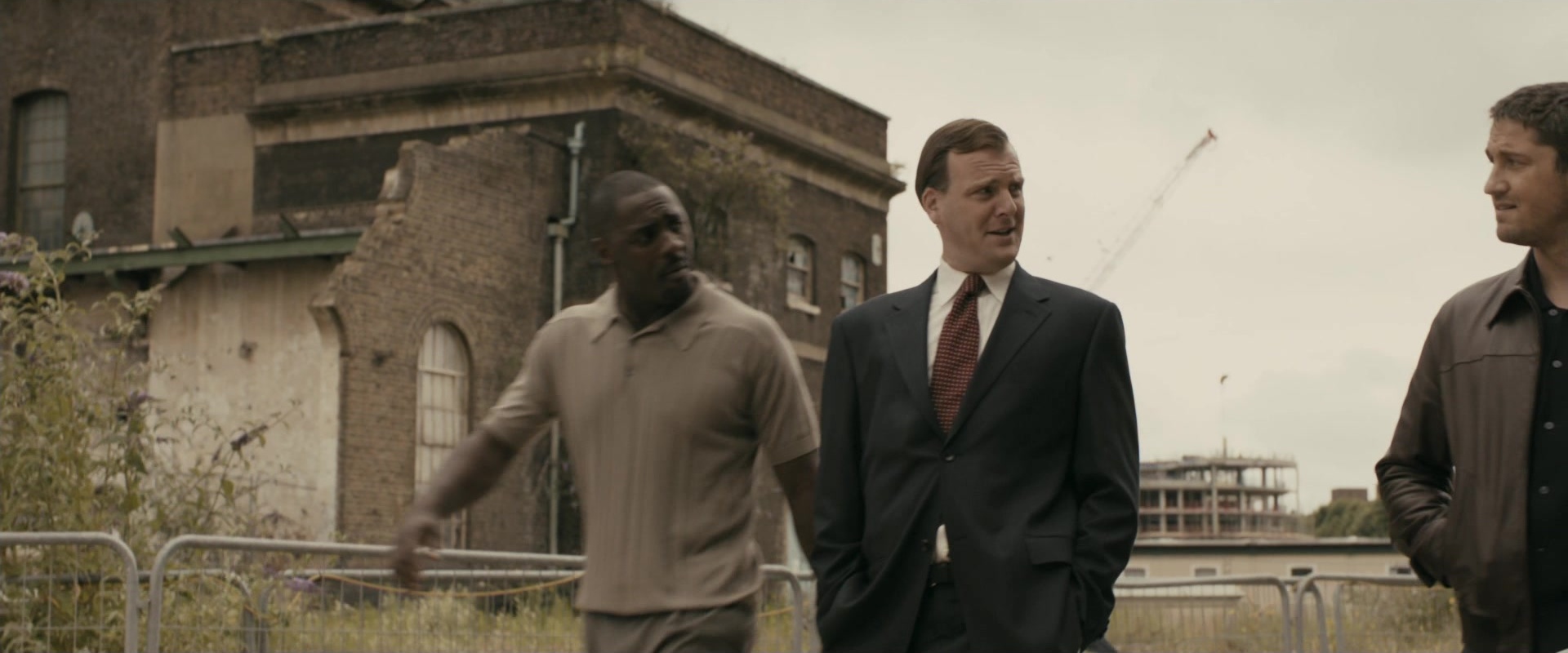 RocknRolla (2008), wide, 2.40:1 — film still