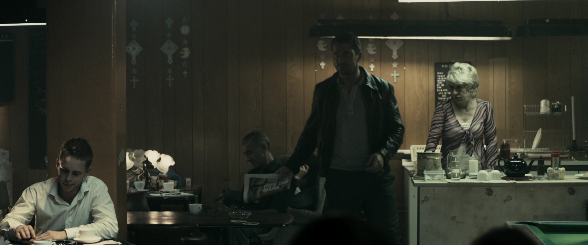 RocknRolla (2008), wide, 2.40:1 — film still