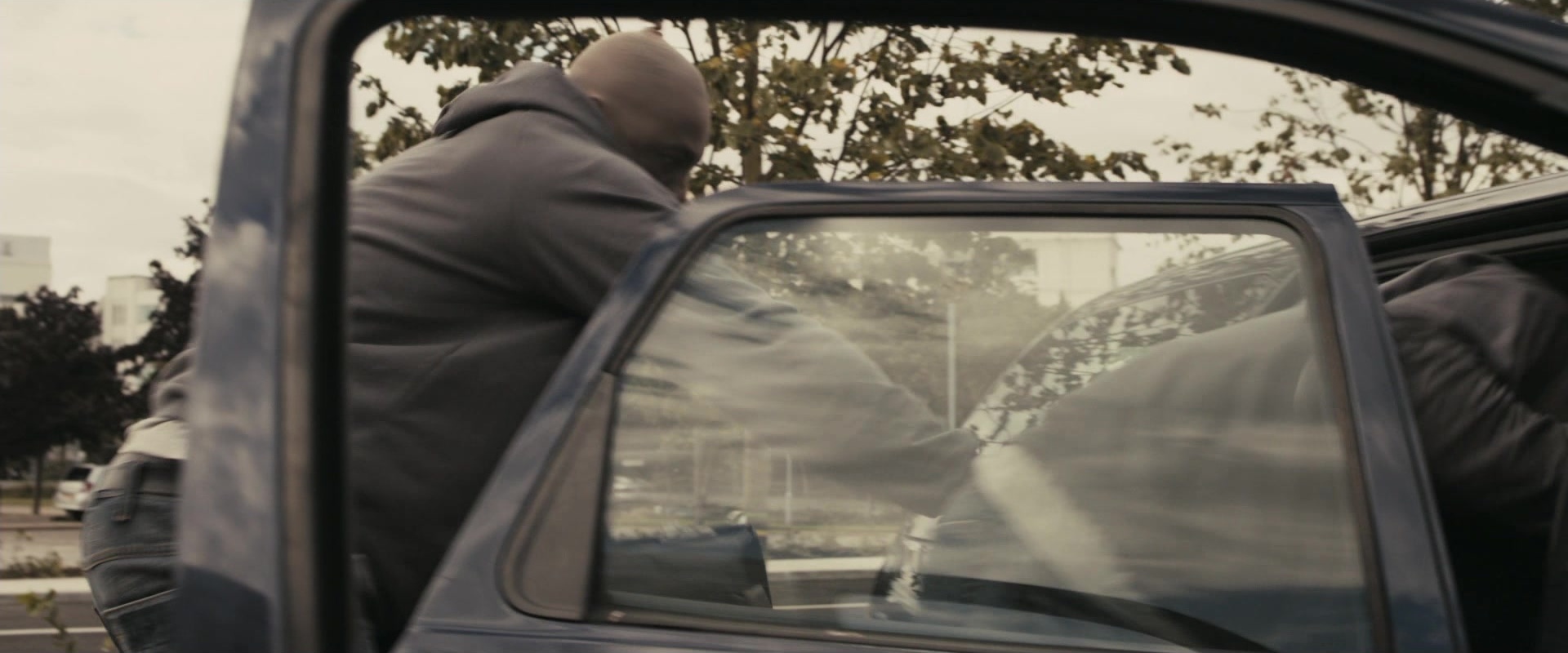 RocknRolla (2008), unknown, 2.40:1 — film still