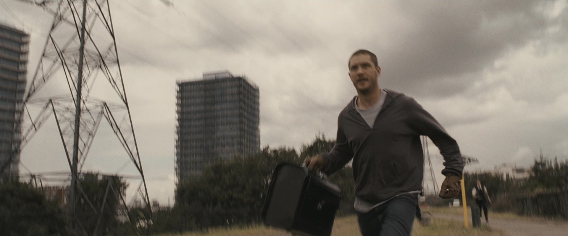 RocknRolla (2008), wide, 2.40:1 — film still