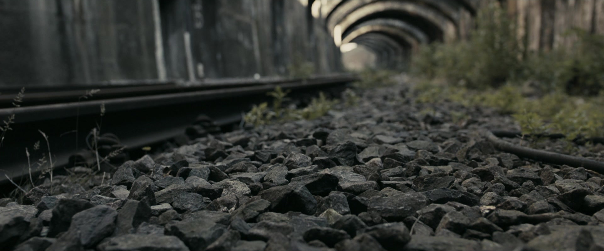 RocknRolla (2008), unknown, 2.40:1 — film still