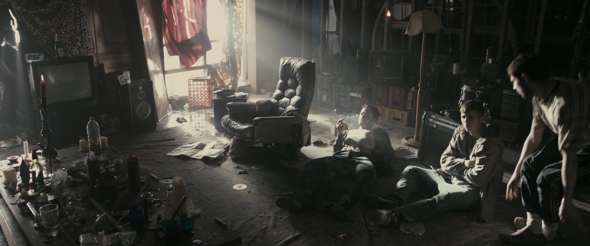RocknRolla (2008), wide, 2.40:1 — film still
