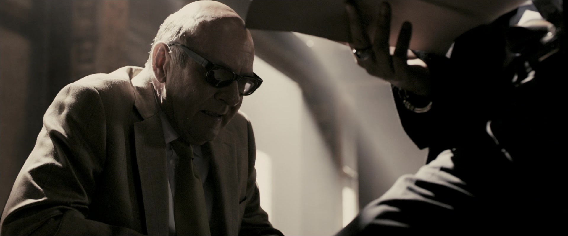 RocknRolla (2008), unknown, 2.40:1 — film still