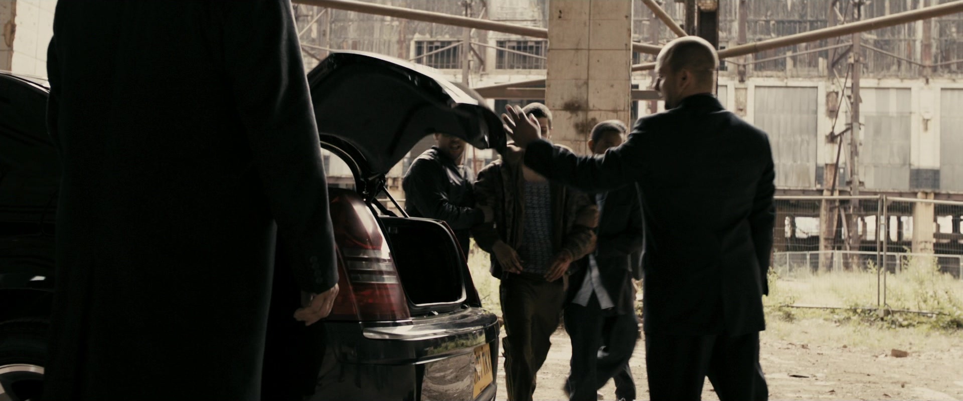RocknRolla (2008), wide, 2.40:1 — film still