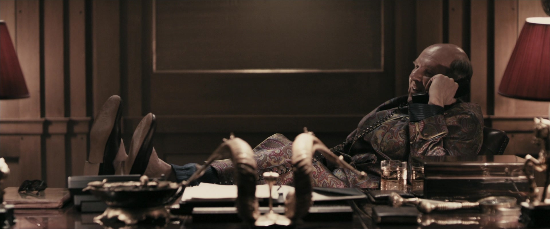 RocknRolla (2008), wide, 2.40:1 — film still