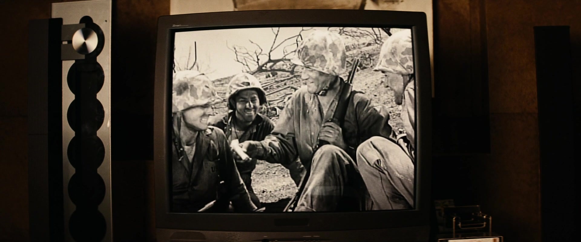 Thank You for Smoking (2005), wide, 2.40:1 — film still