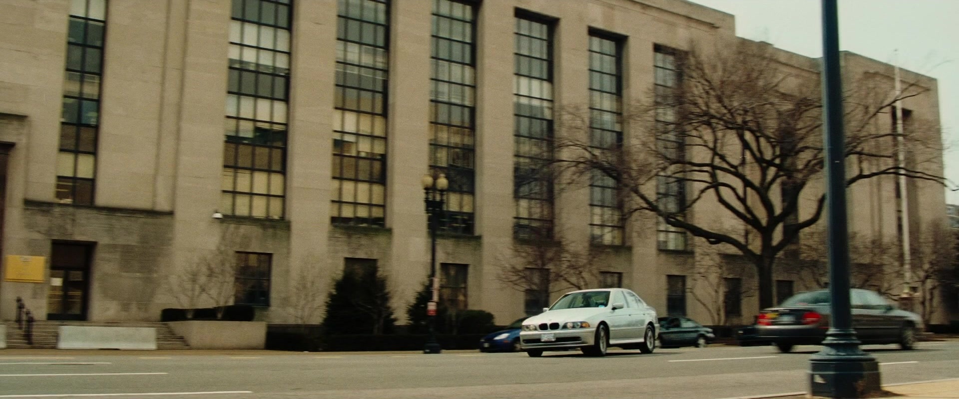 Thank You for Smoking (2005), wide, 2.40:1 — film still