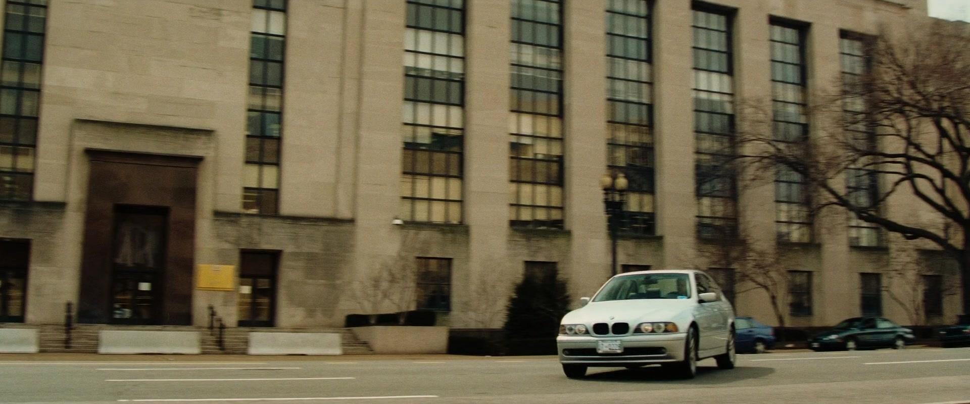 Thank You for Smoking (2005), wide, 2.40:1 — film still