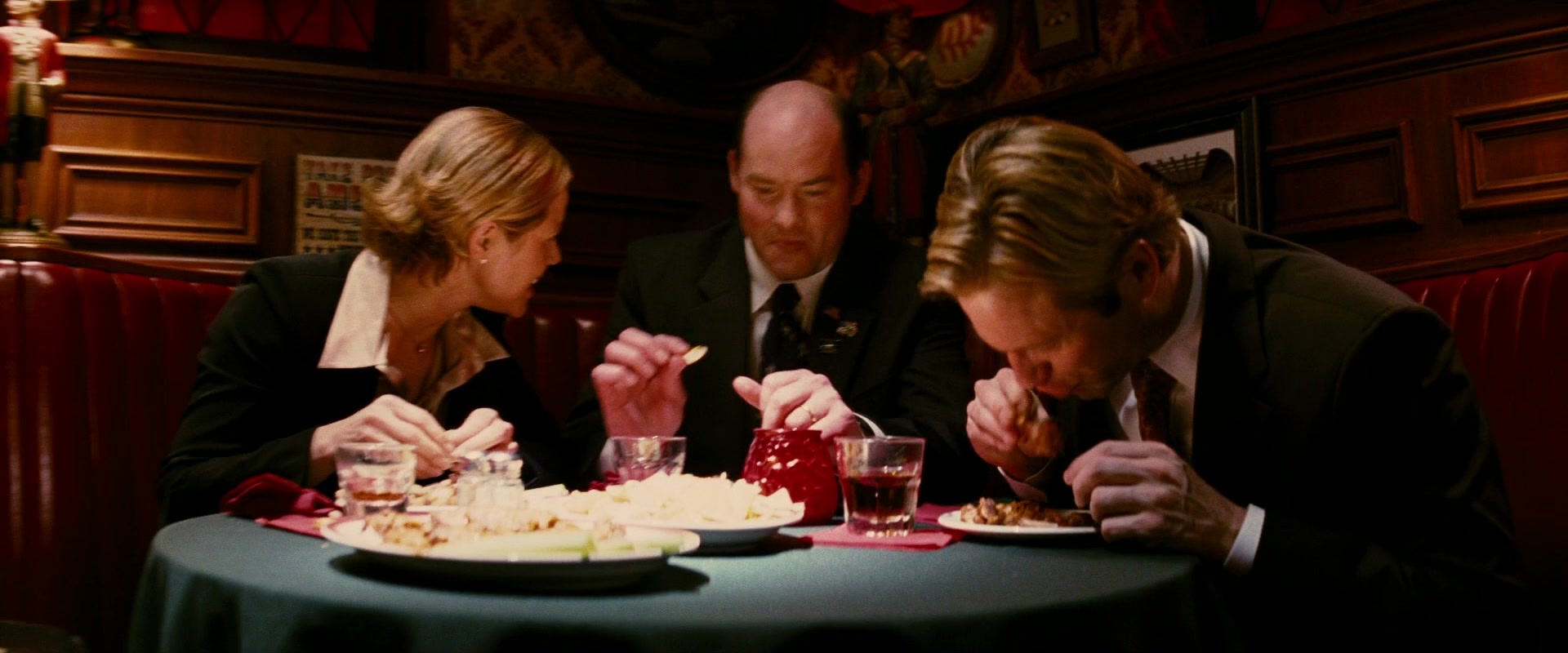 Thank You for Smoking (2005), wide, 2.40:1 — film still