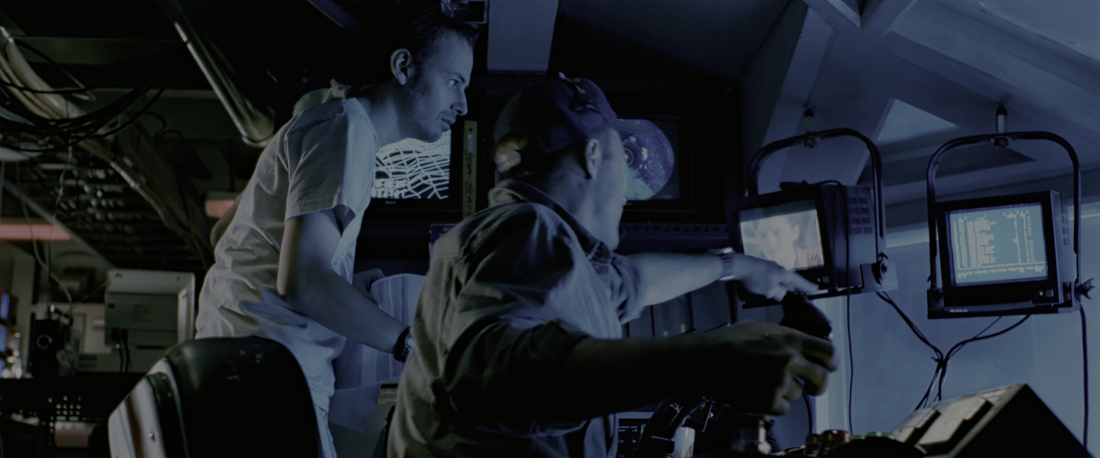 The Abyss (1989), wide, 2.40:1 — film still