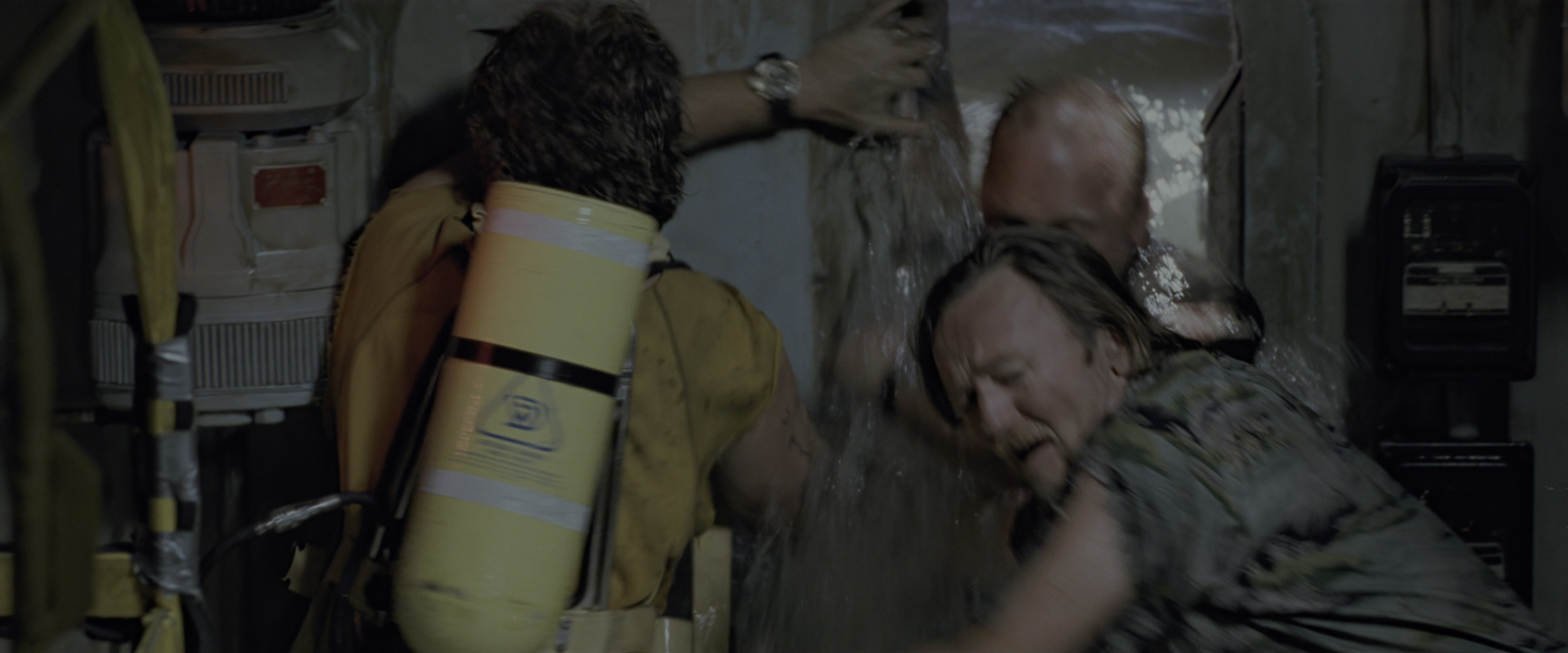 The Abyss (1989), wide, 2.40:1 — film still