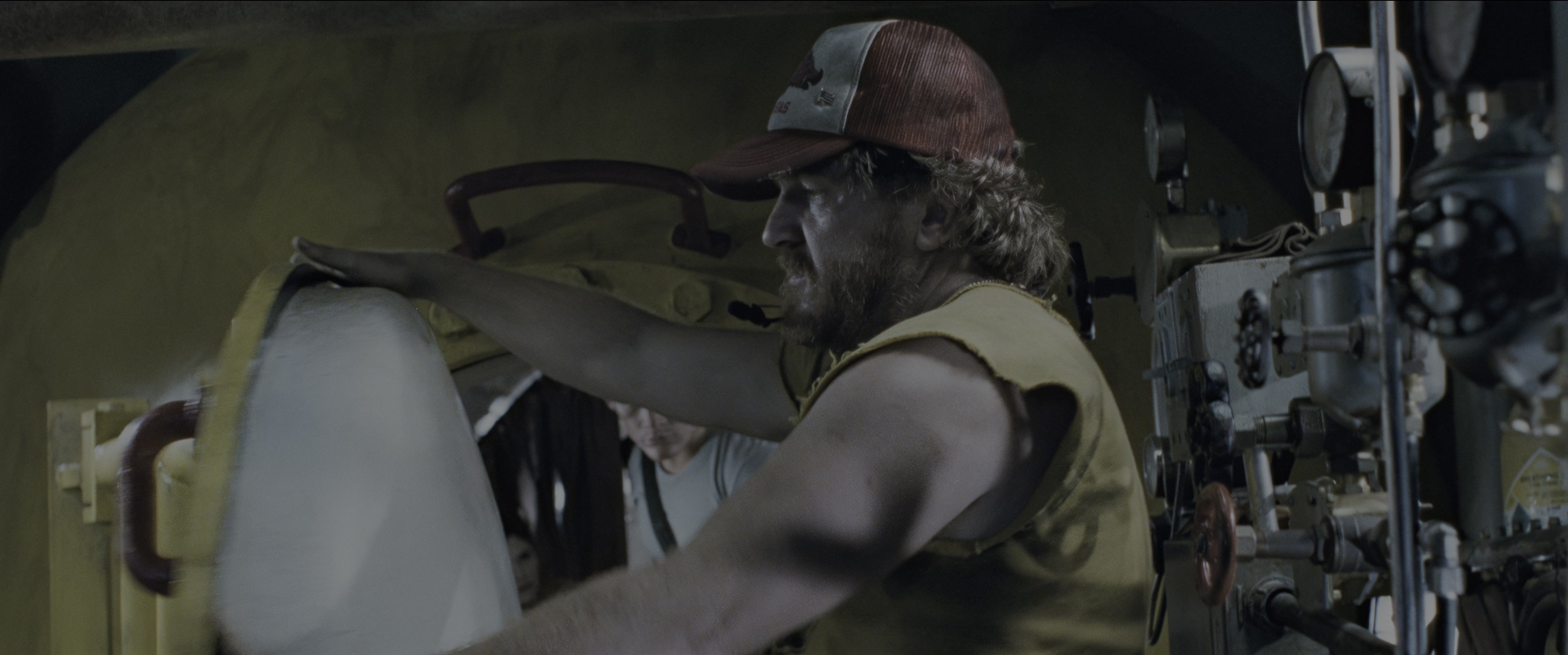 The Abyss (1989), wide, 2.39:1 — film still