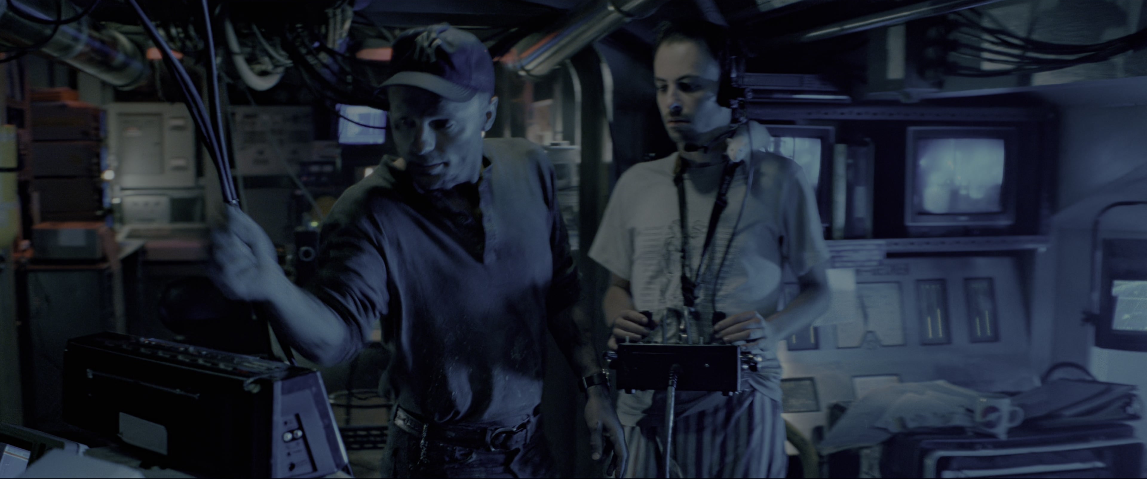 The Abyss (1989), wide, 2.39:1 — film still