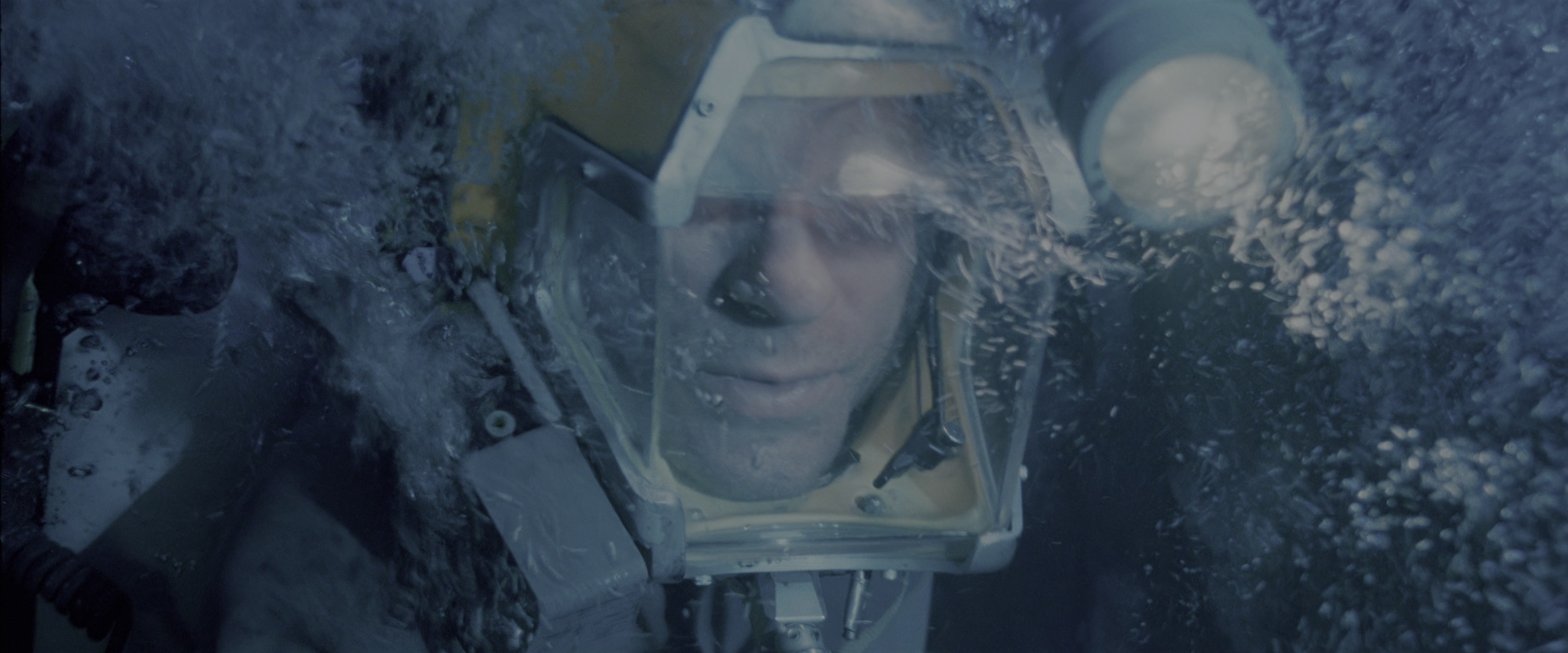 The Abyss (1989), wide, 2.40:1 — film still