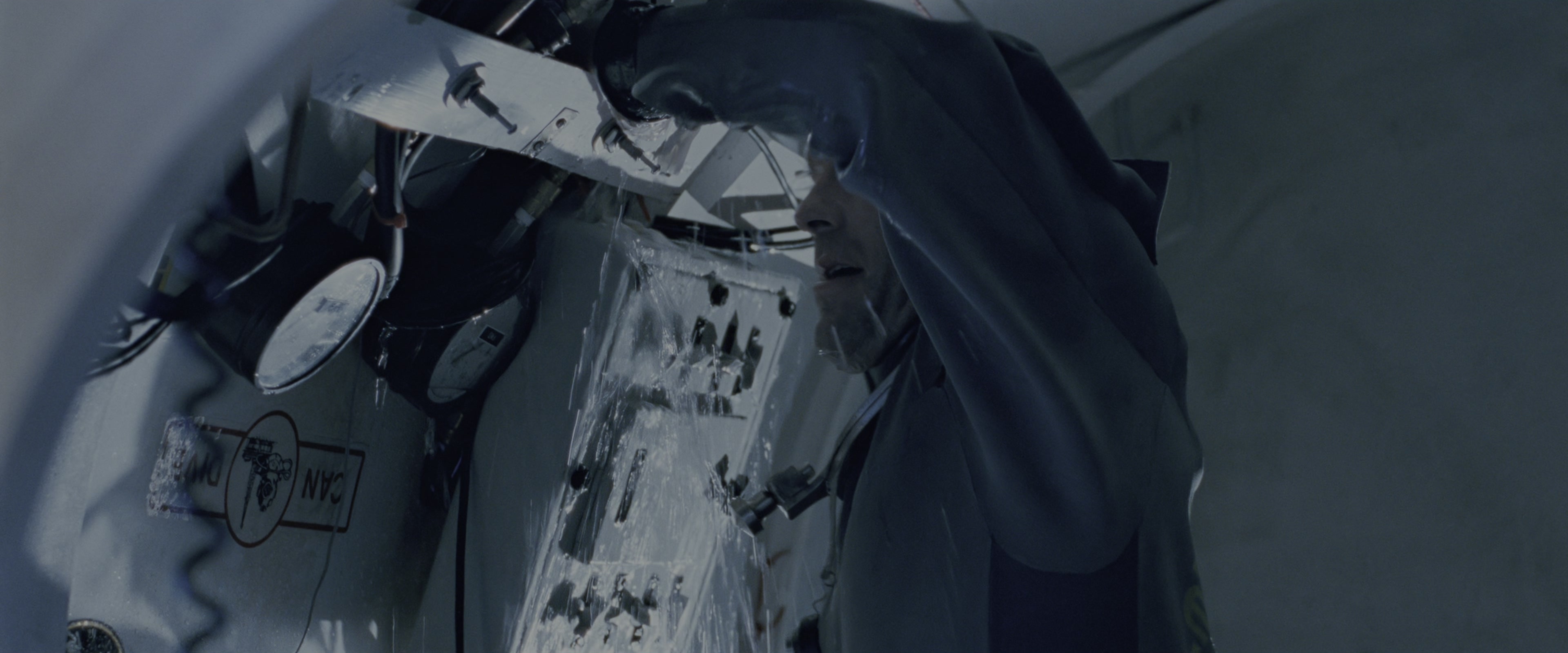 The Abyss (1989), wide, 2.40:1 — film still