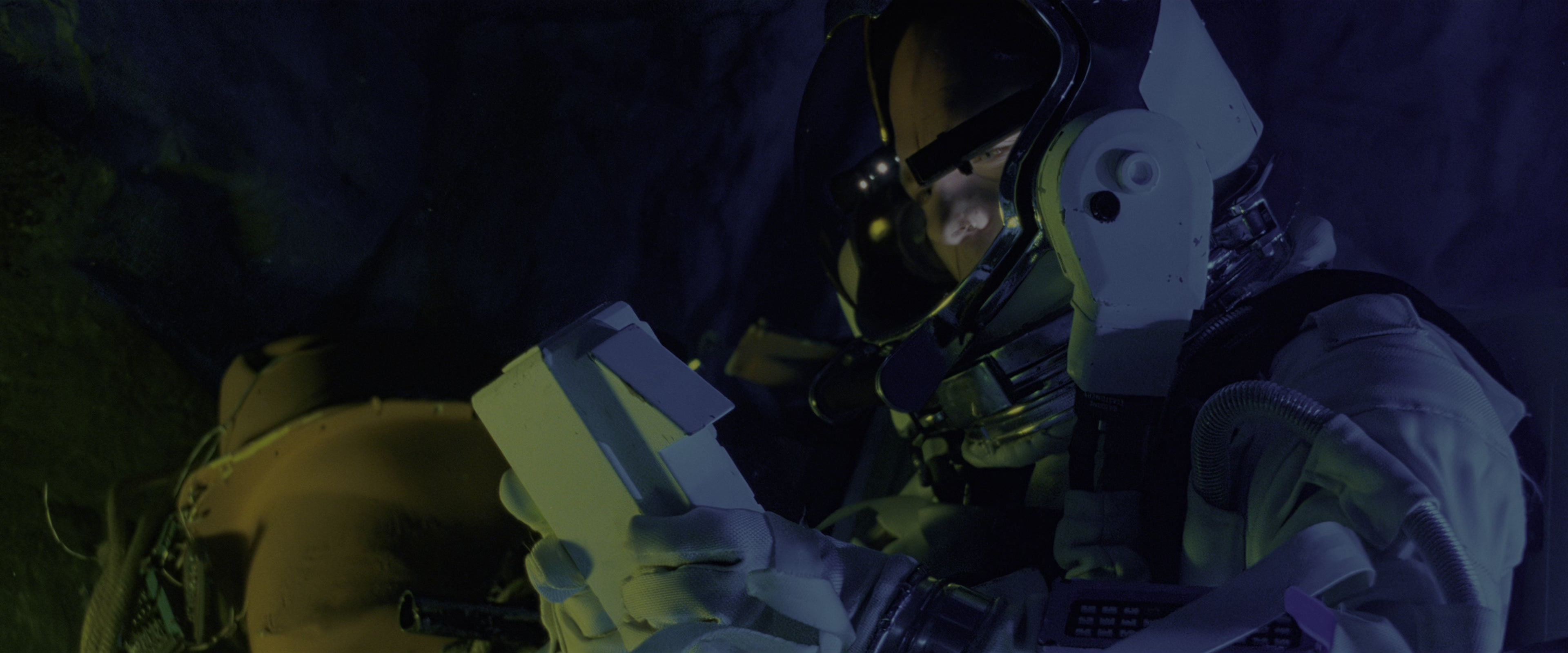 The Abyss (1989), wide, 2.40:1 — film still
