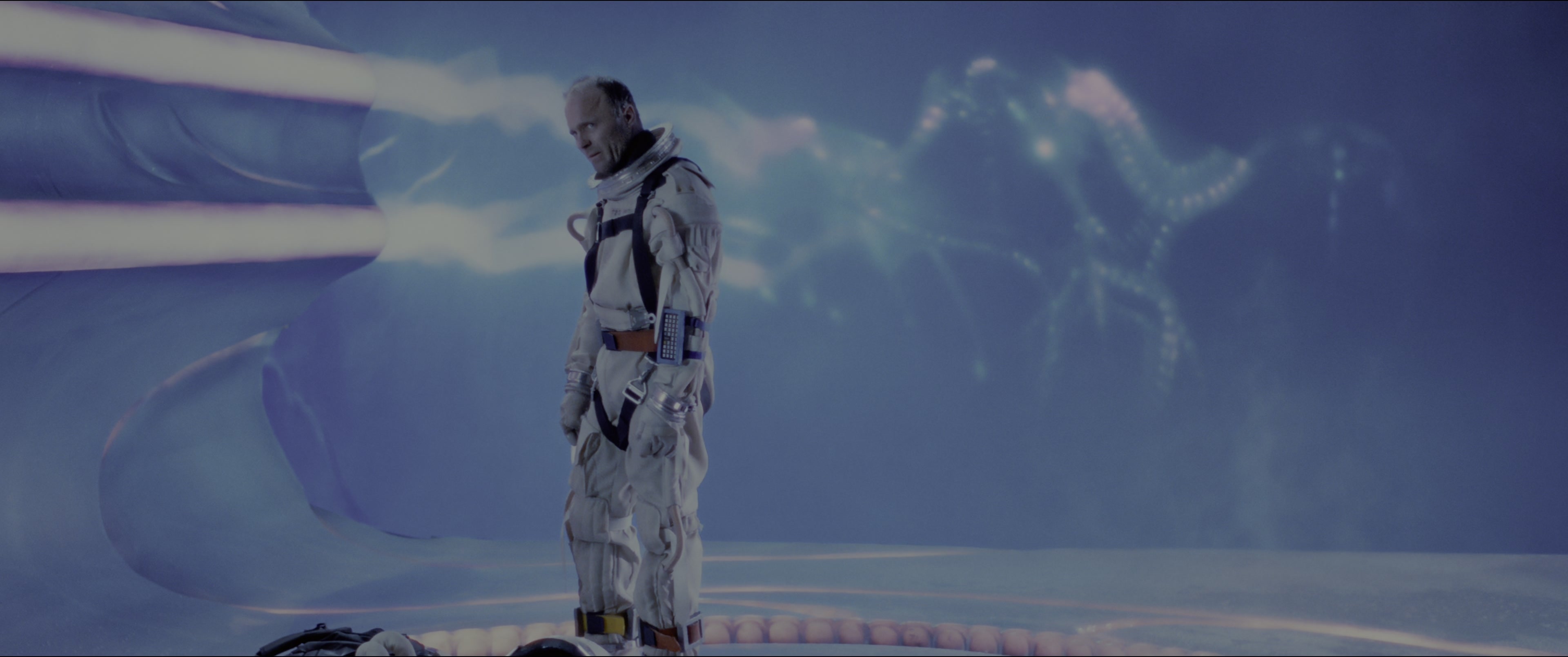 The Abyss (1989), wide, 2.39:1 — film still