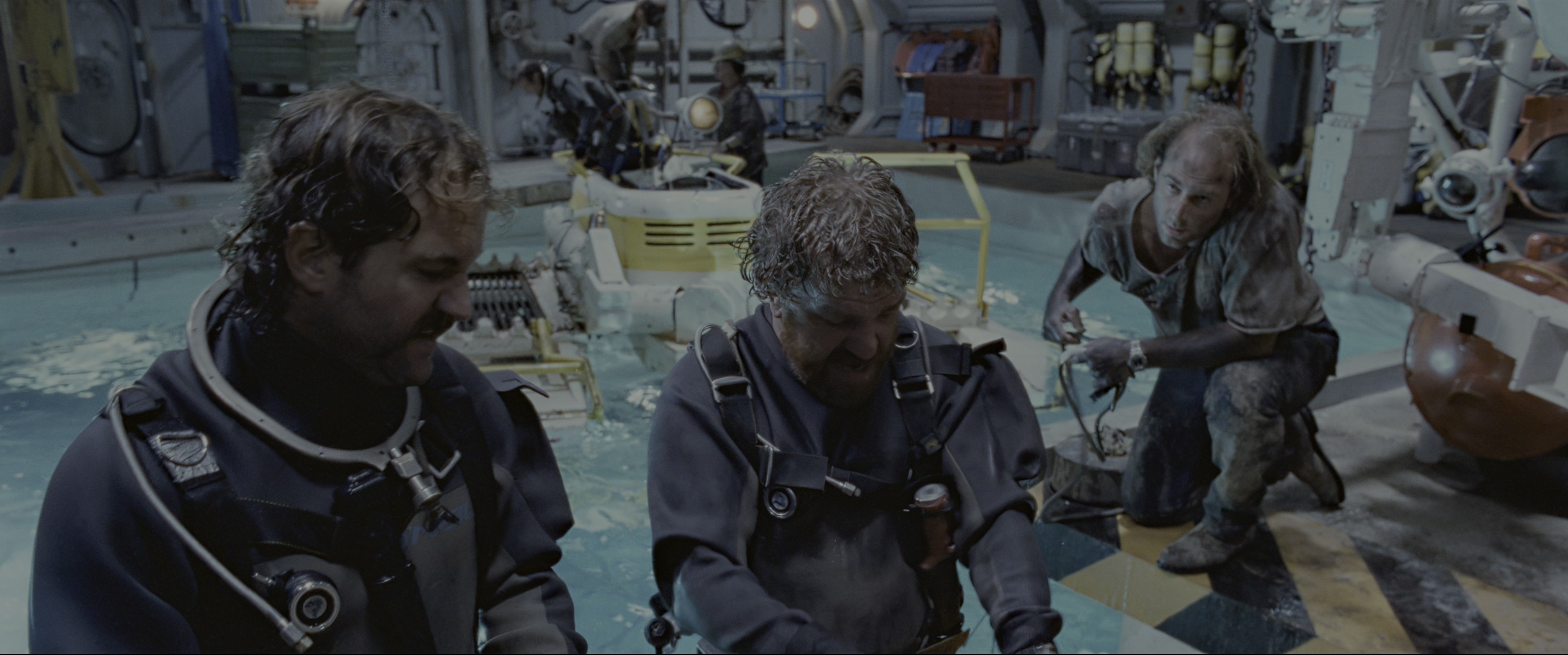 The Abyss (1989), wide, 2.39:1 — film still