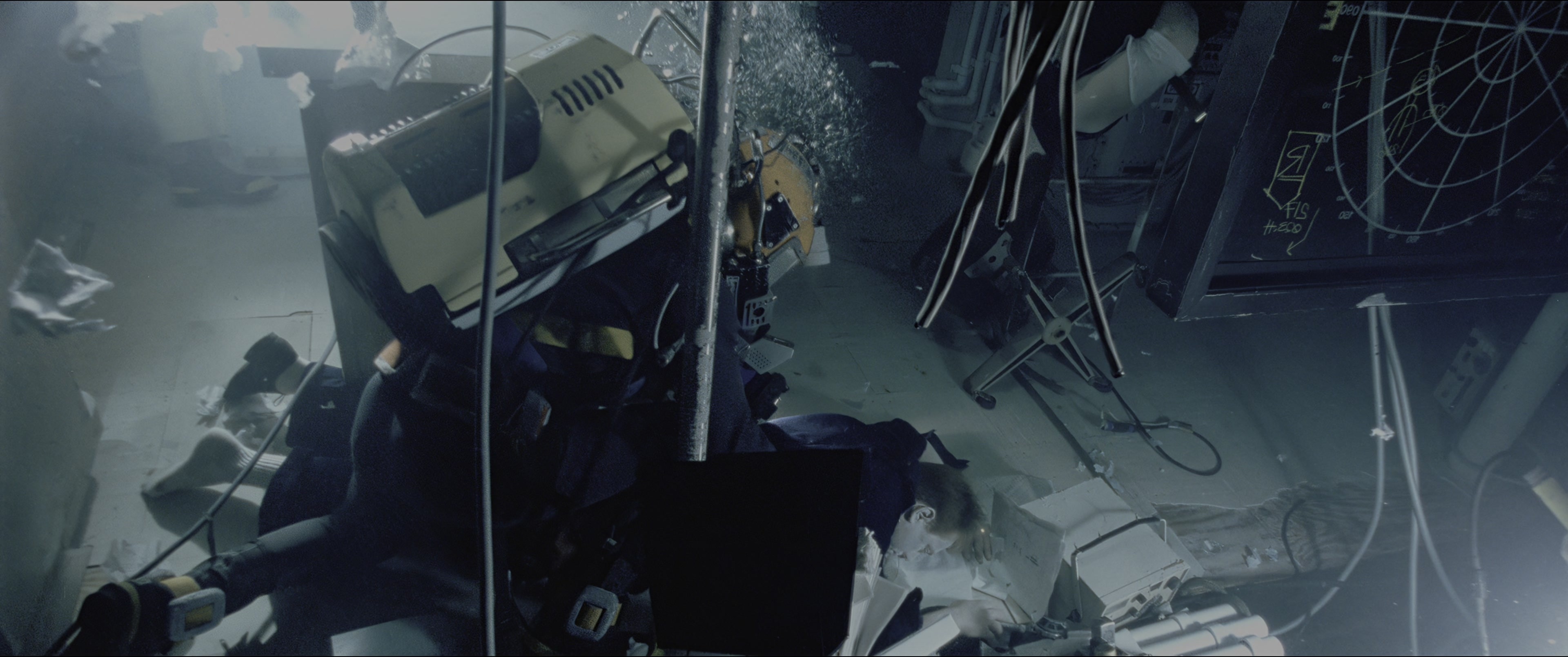The Abyss (1989), wide, 2.39:1 — film still