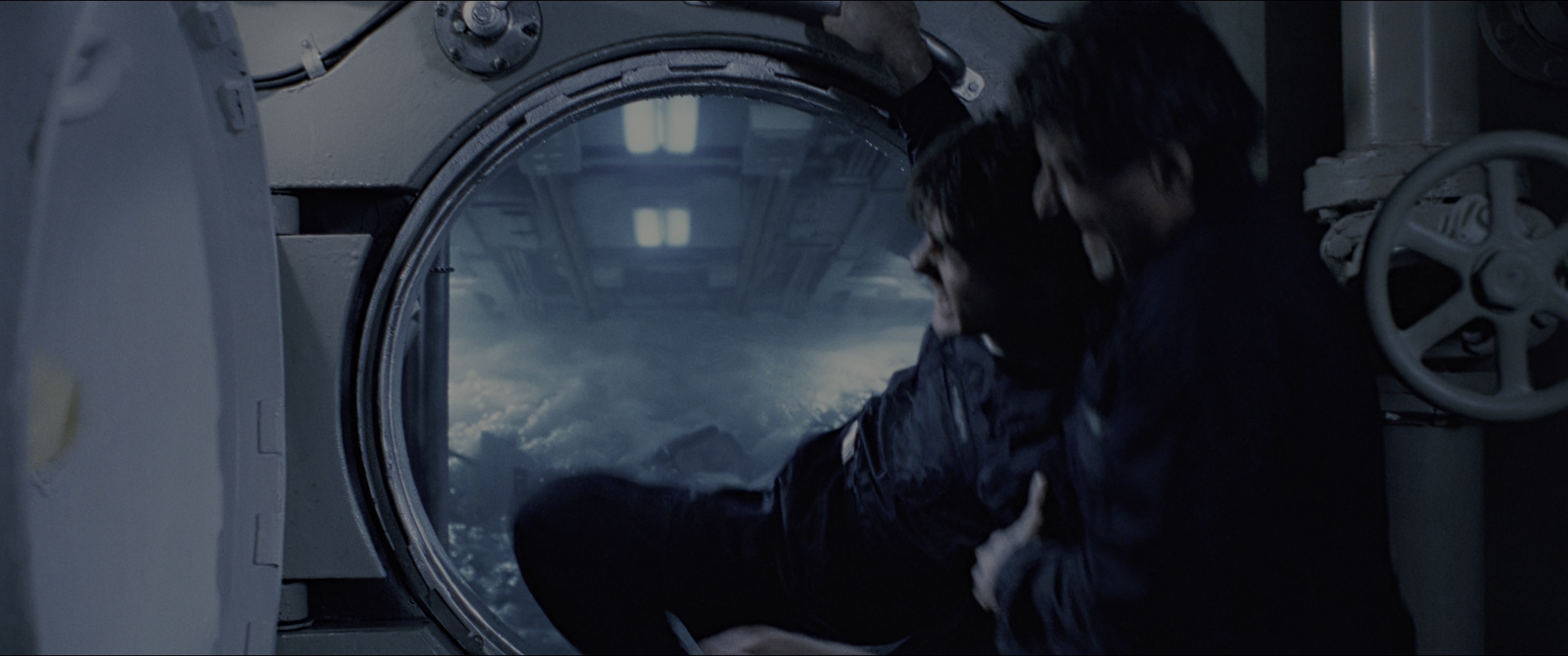 The Abyss (1989), wide, 2.39:1 — film still