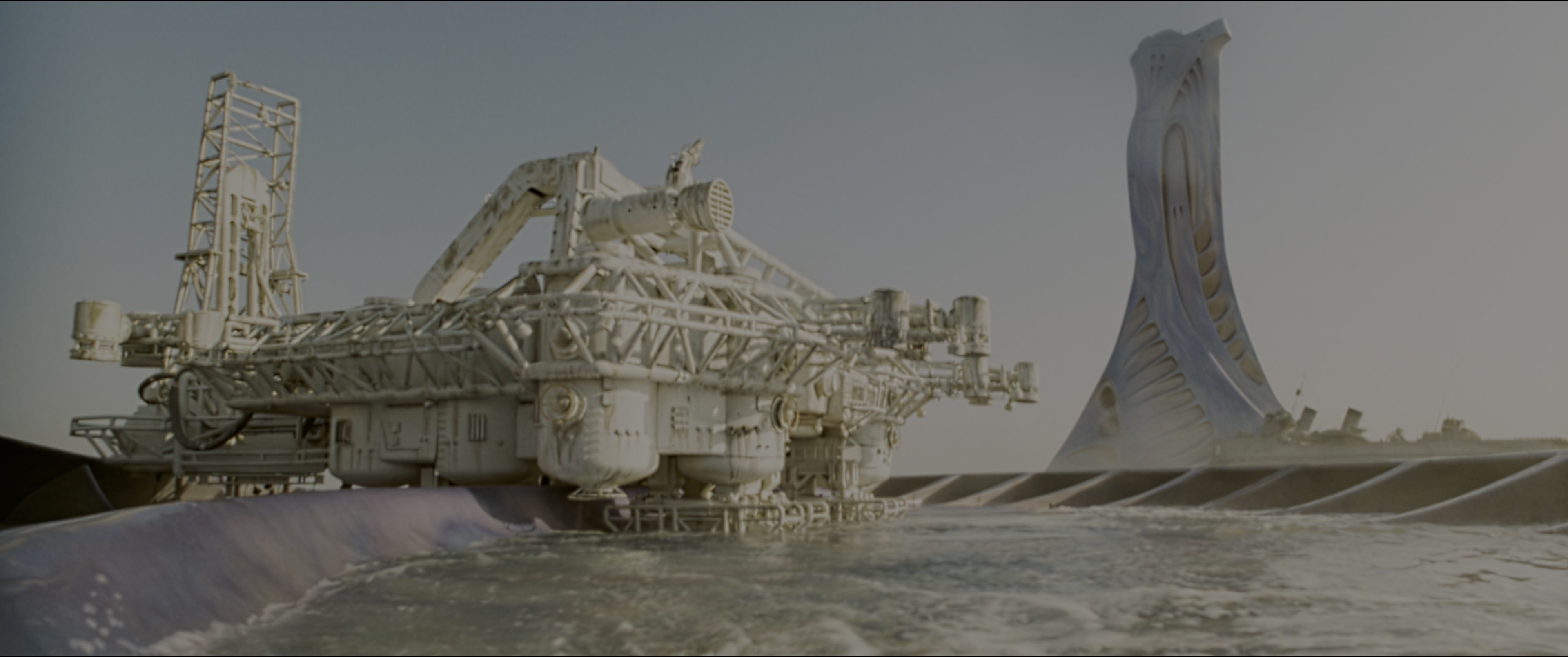 The Abyss (1989), wide, 2.39:1 — film still