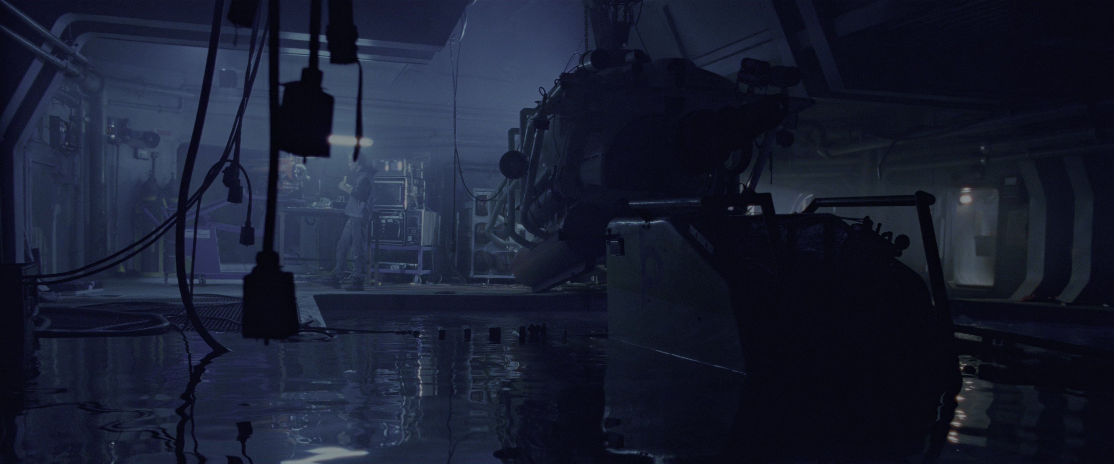 The Abyss (1989), wide, 2.40:1 — film still