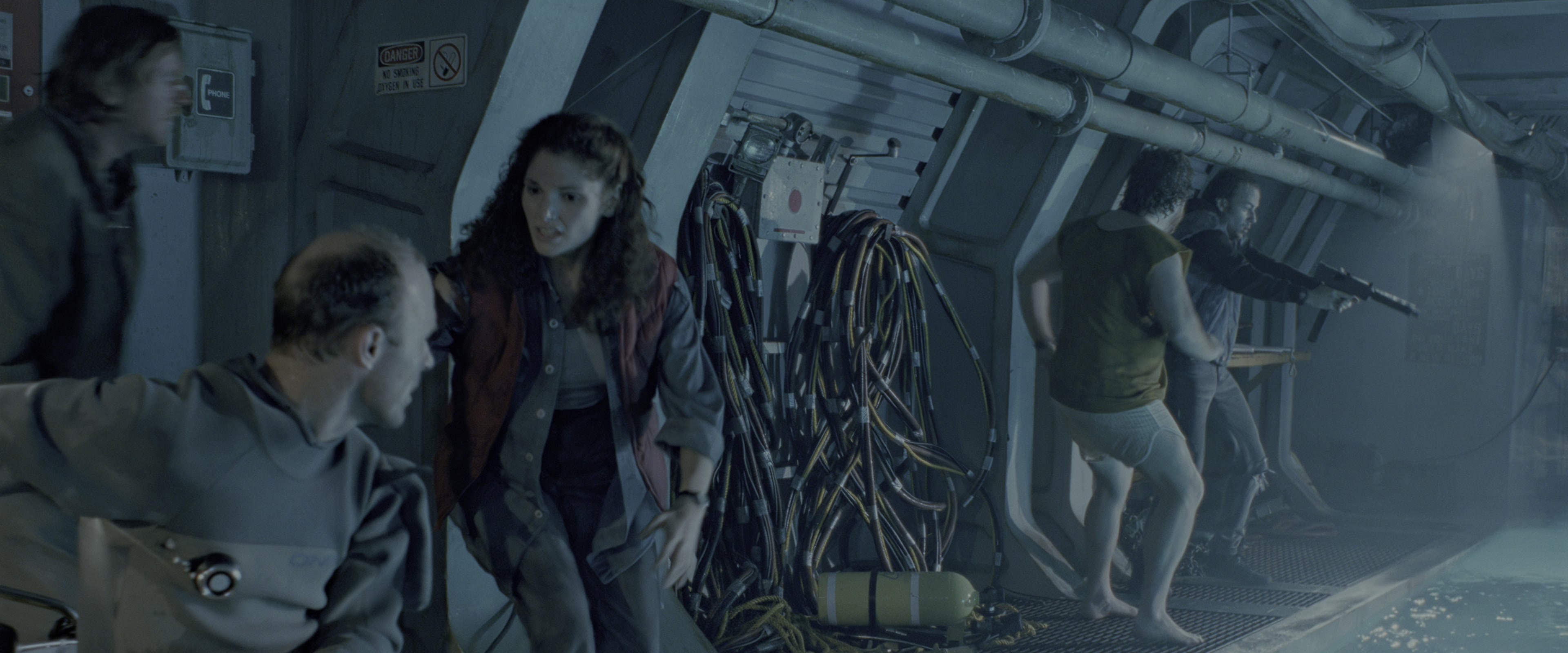 The Abyss (1989), wide, 2.40:1 — film still