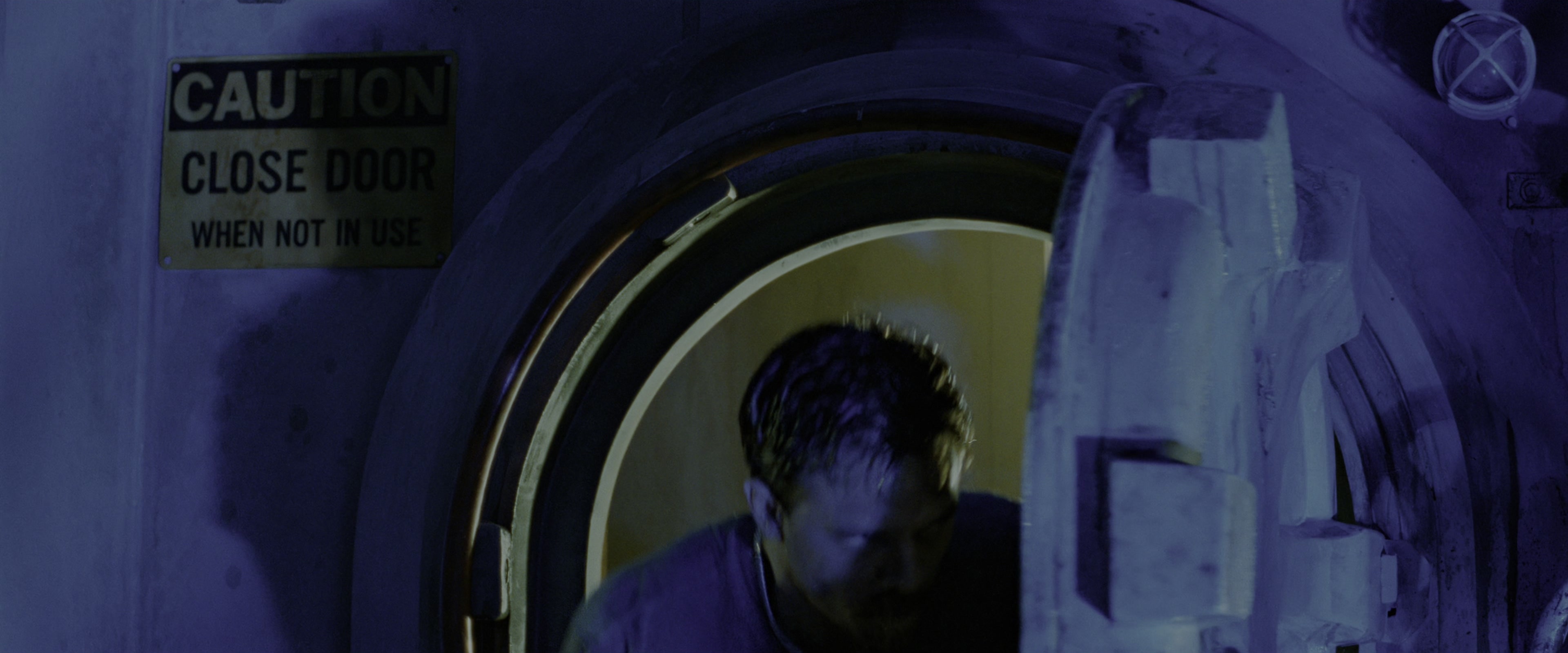 The Abyss (1989), wide, 2.40:1 — film still