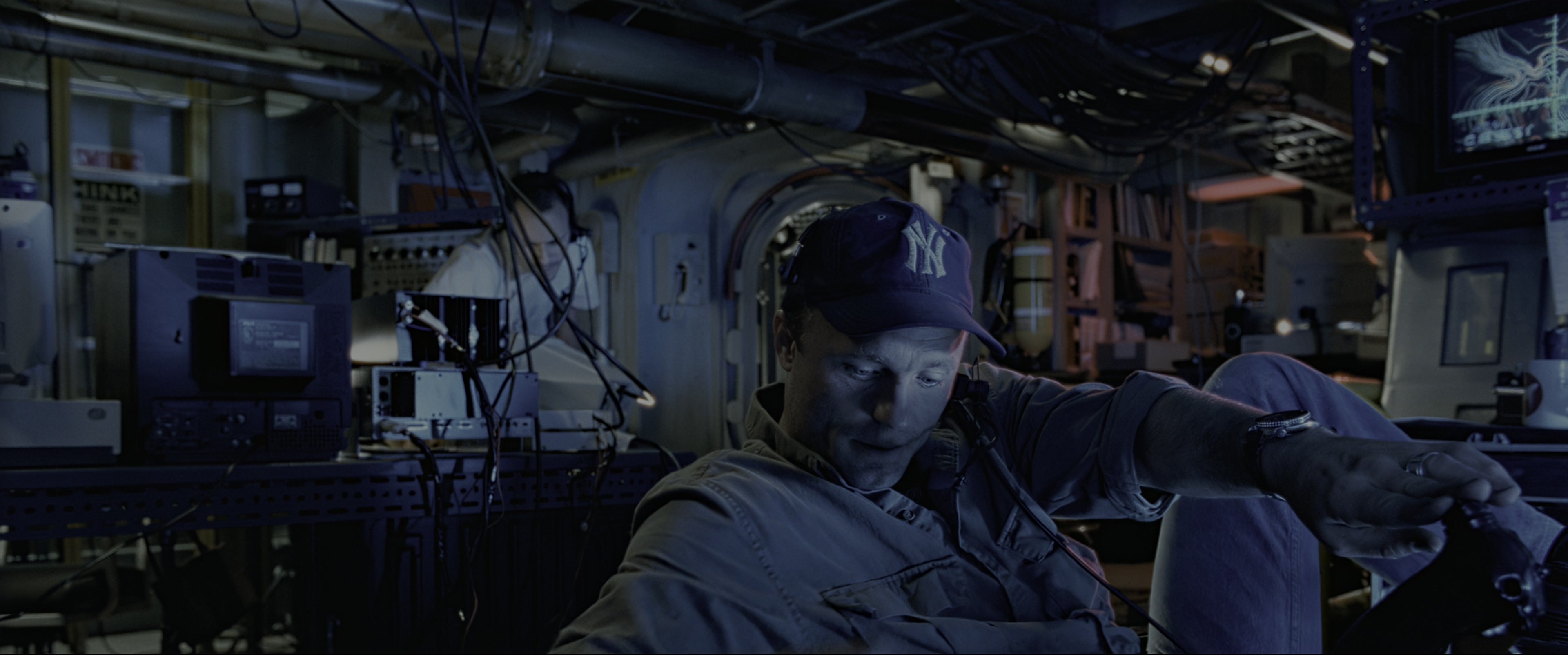 The Abyss (1989), wide, 2.39:1 — film still