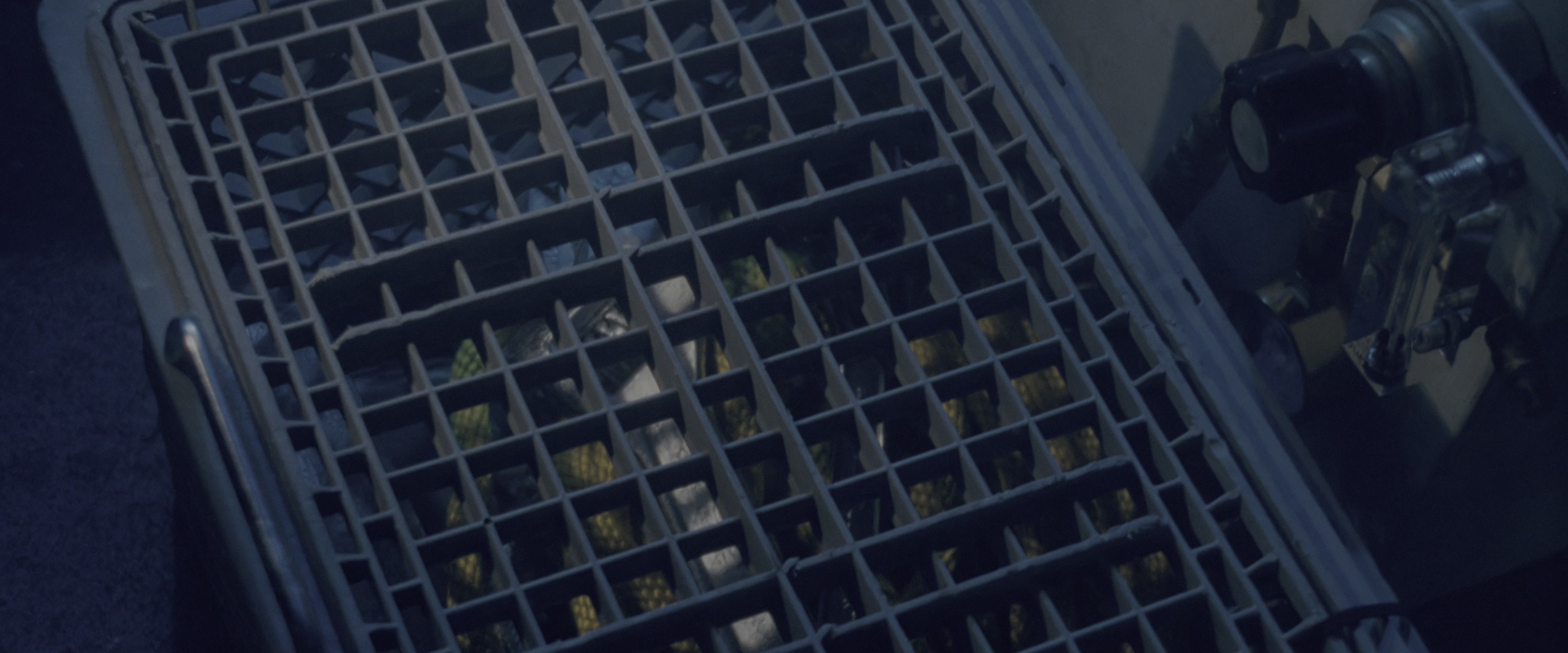 The Abyss (1989), wide, 2.40:1 — film still