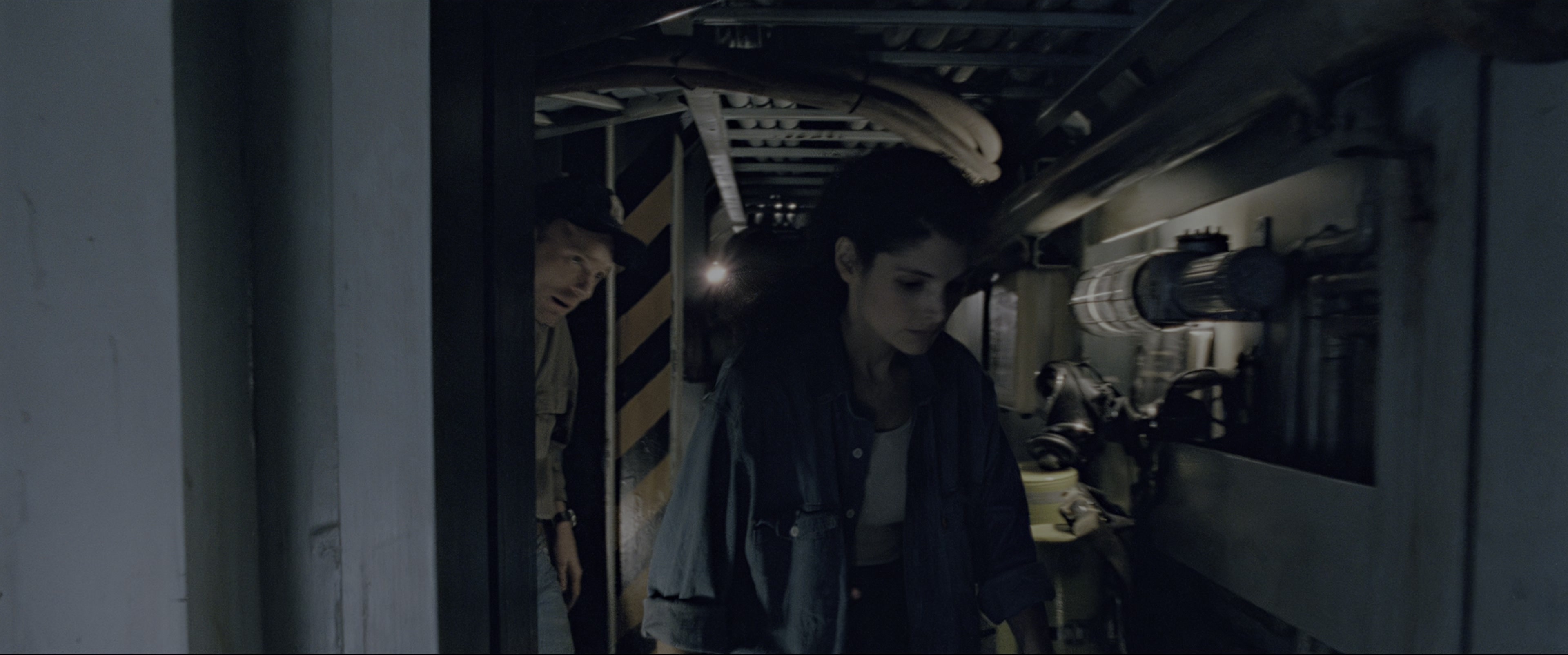 The Abyss (1989), wide, 2.39:1 — film still