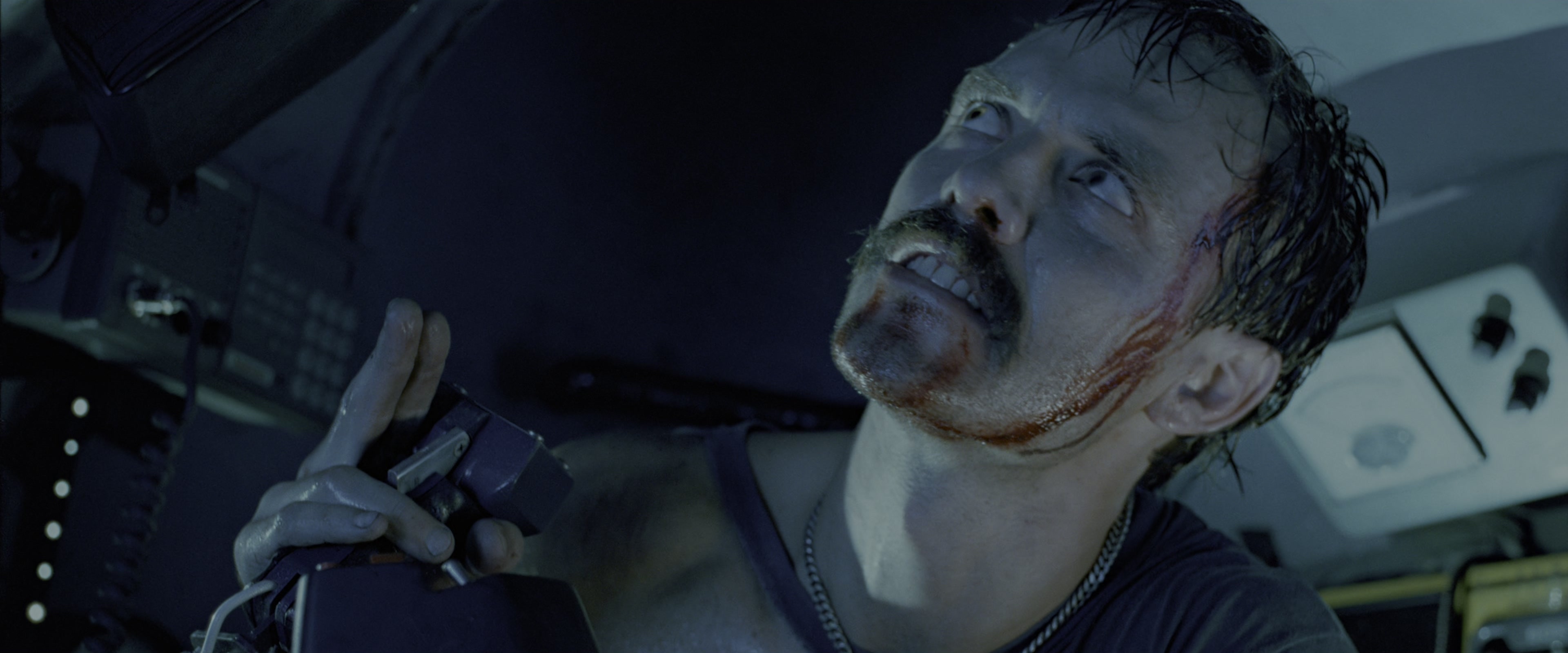 The Abyss (1989), wide, 2.40:1 — film still