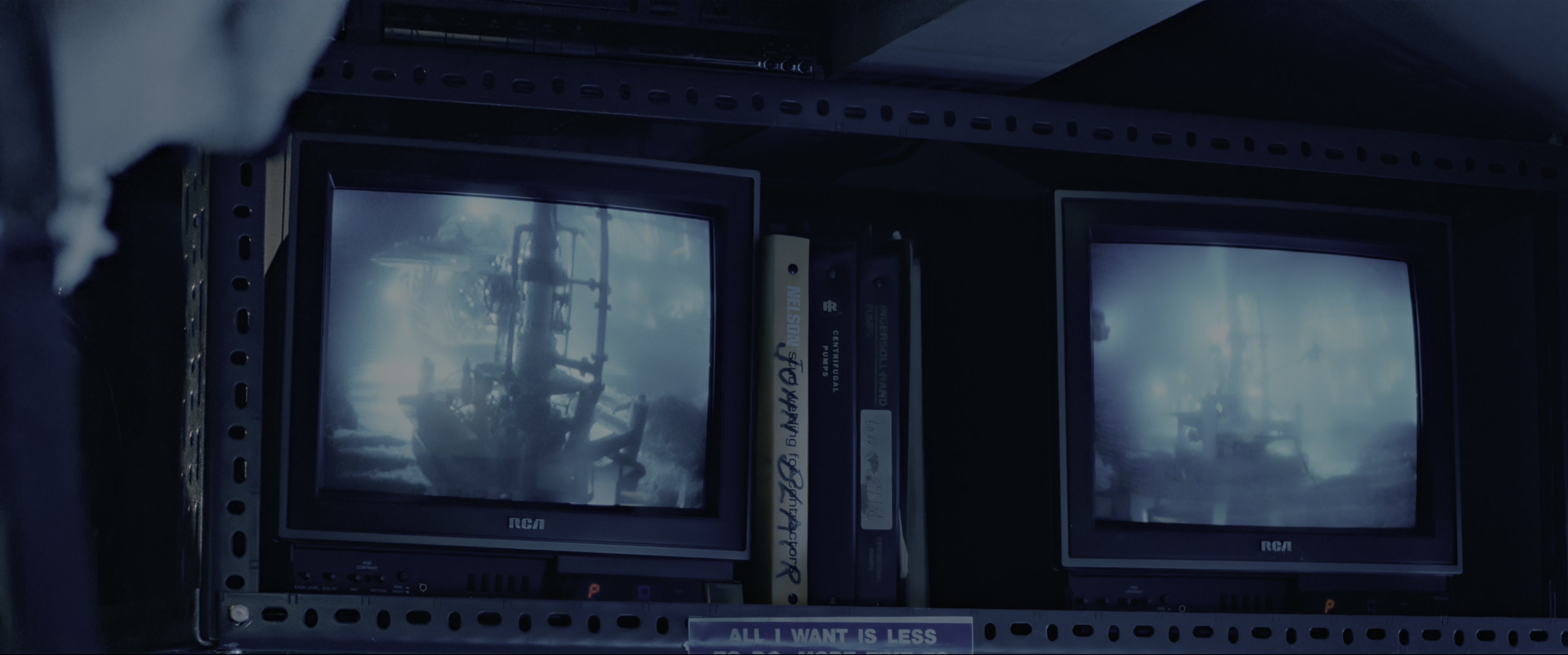 The Abyss (1989), wide, 2.39:1 — film still