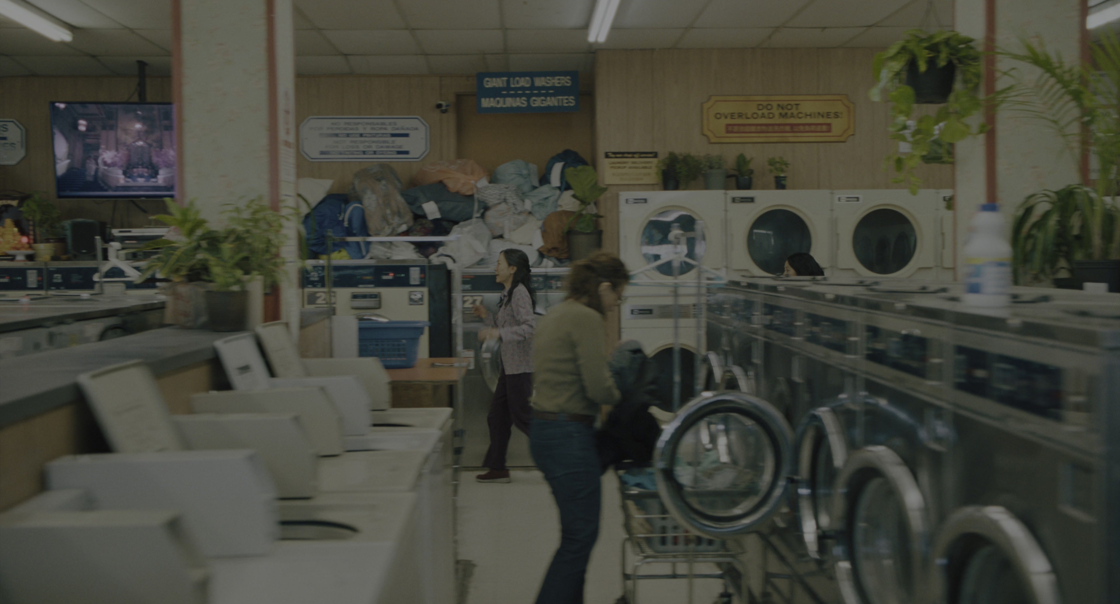Everything Everywhere All at Once (2021), wide, 1.85:1 — film still