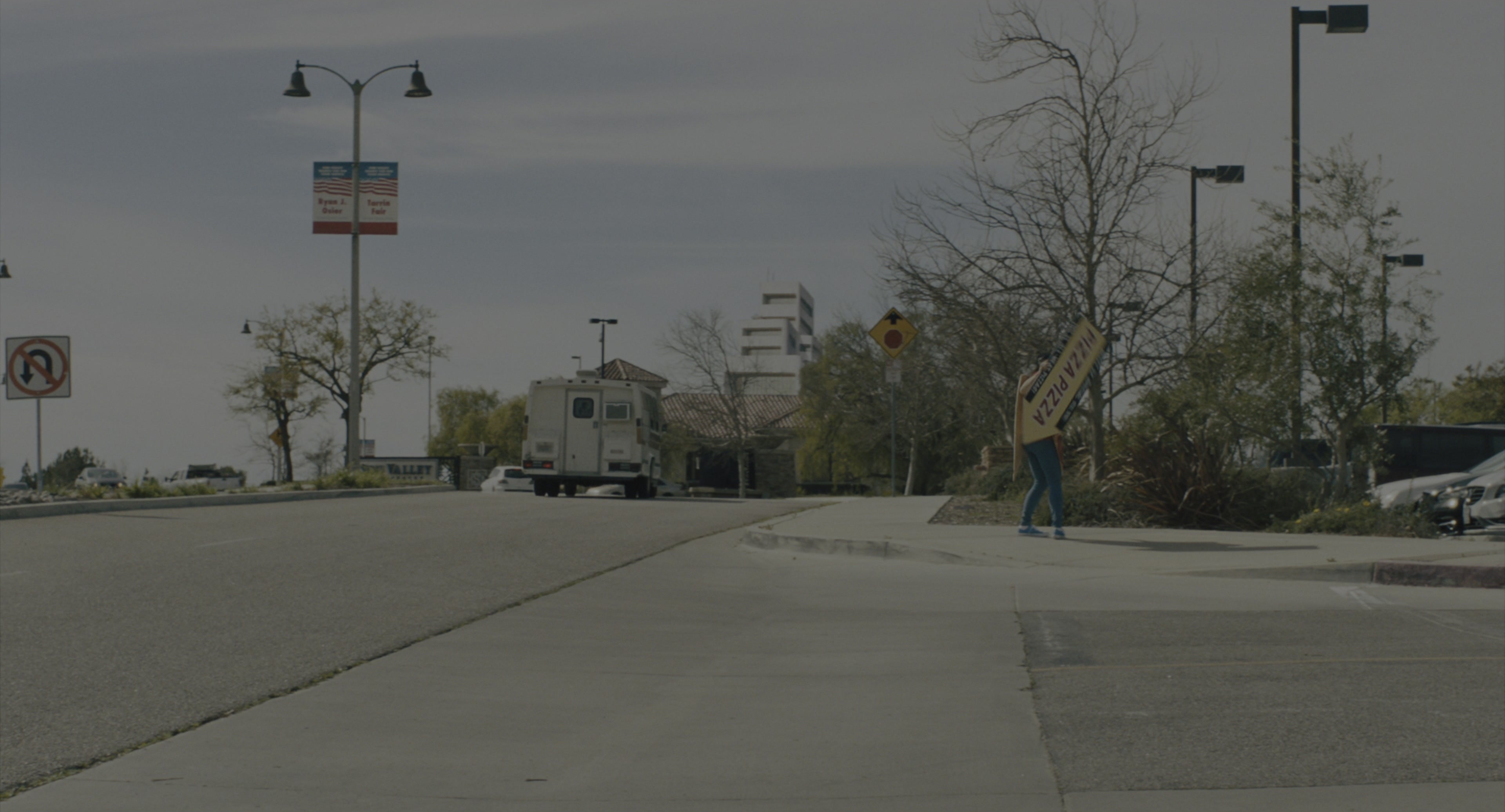 Everything Everywhere All at Once (2021), wide, 1.85:1 — film still