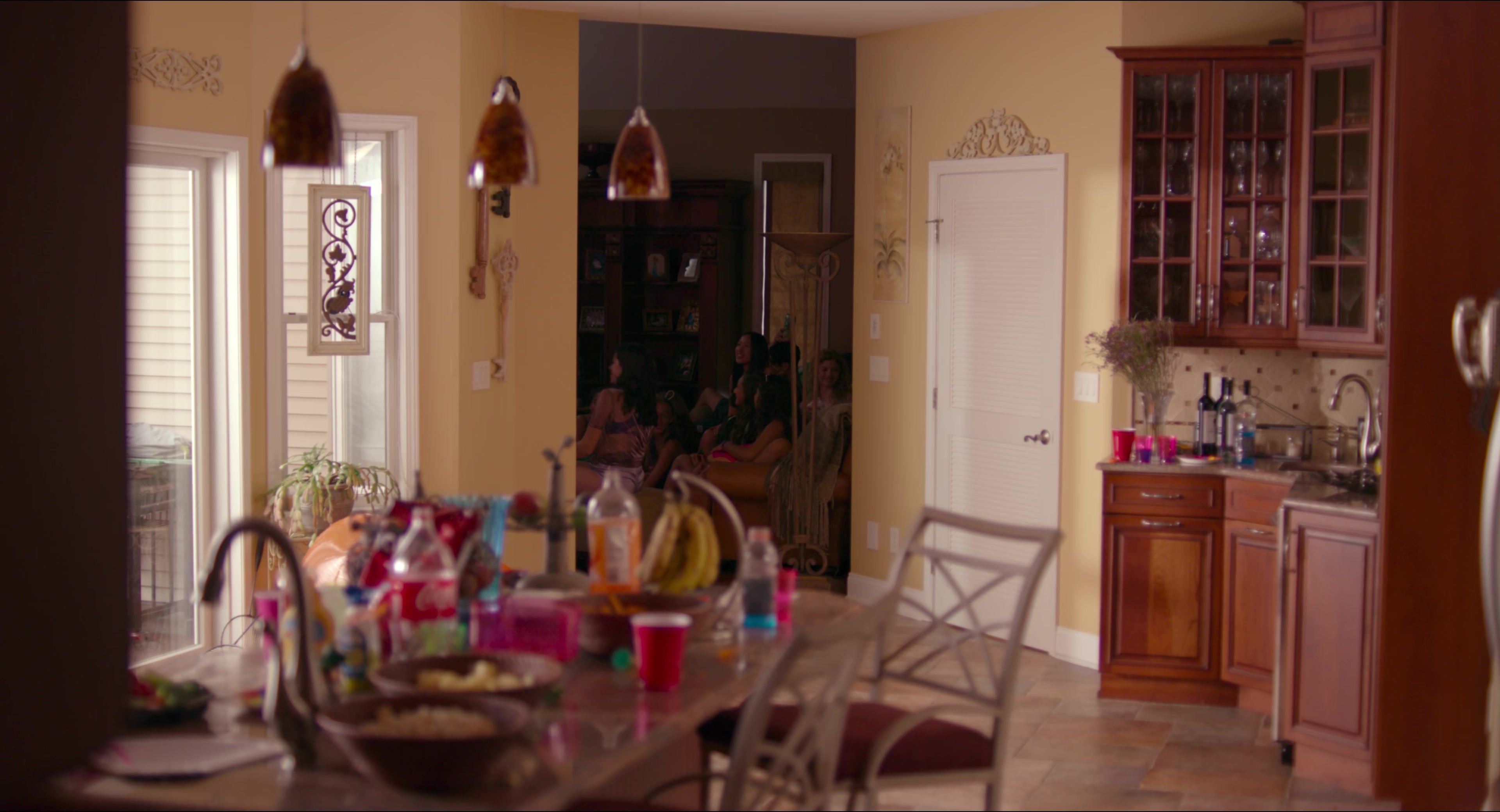 Eighth Grade (2018), wide, 1.85:1 — film still