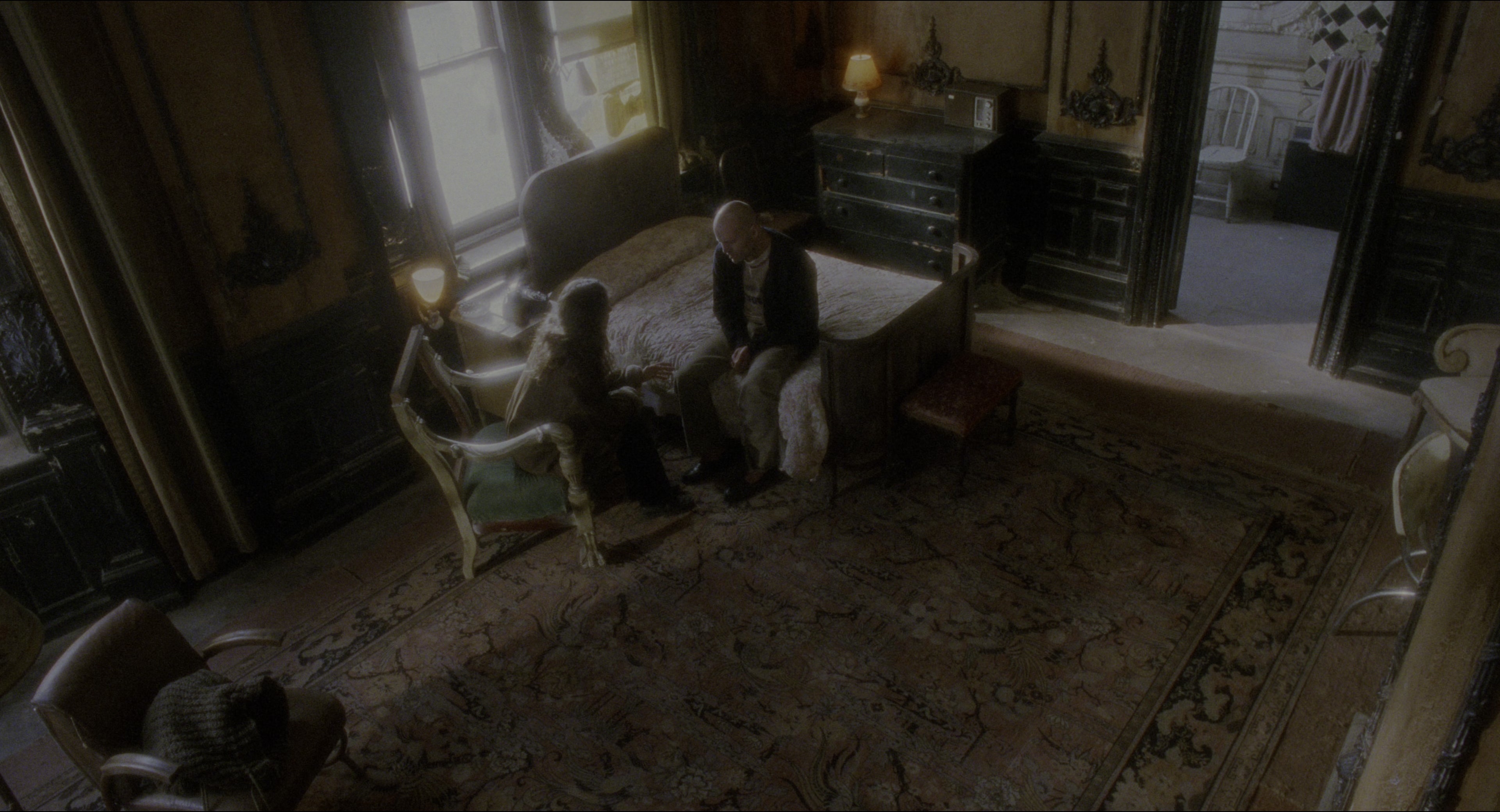 Twelve Monkeys (1995), wide, 1.85:1 — film still
