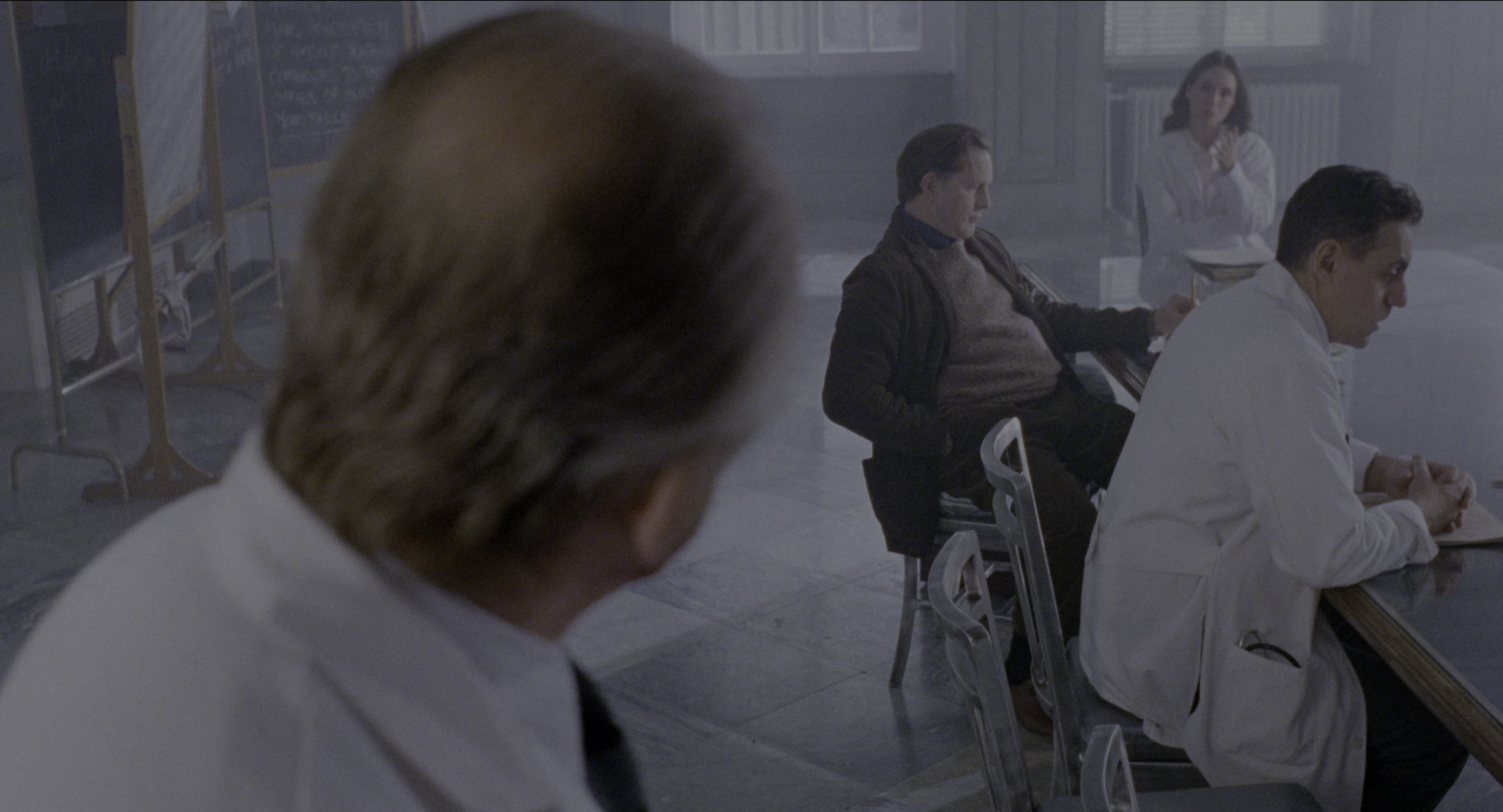Twelve Monkeys (1995), wide, 1.85:1 — film still