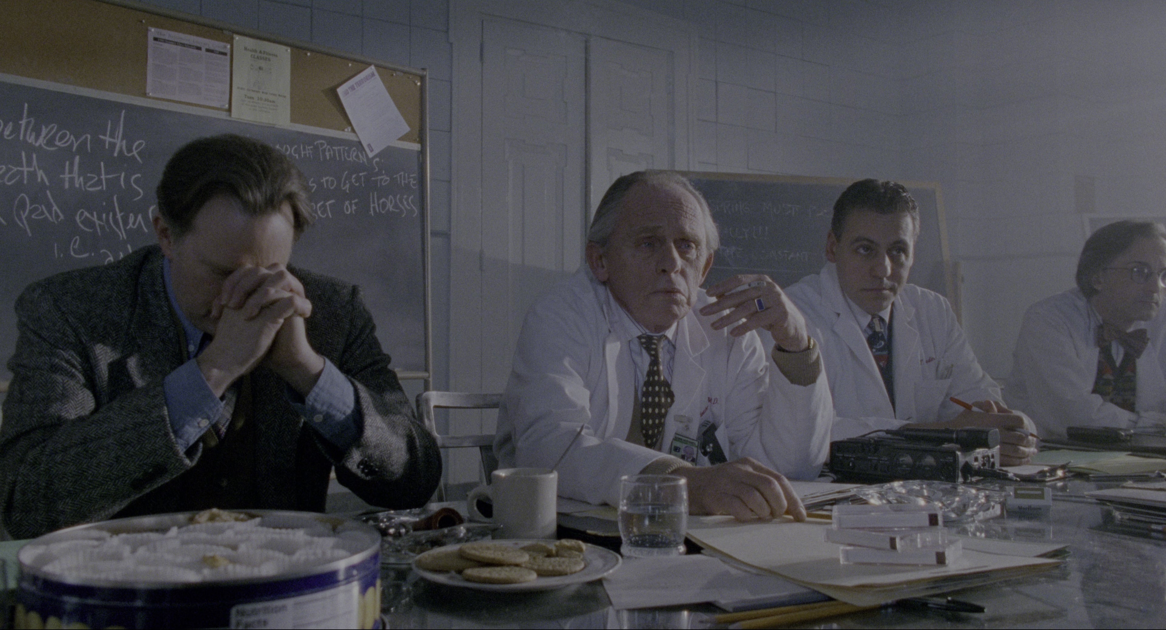 Twelve Monkeys (1995), wide, 1.85:1 — film still