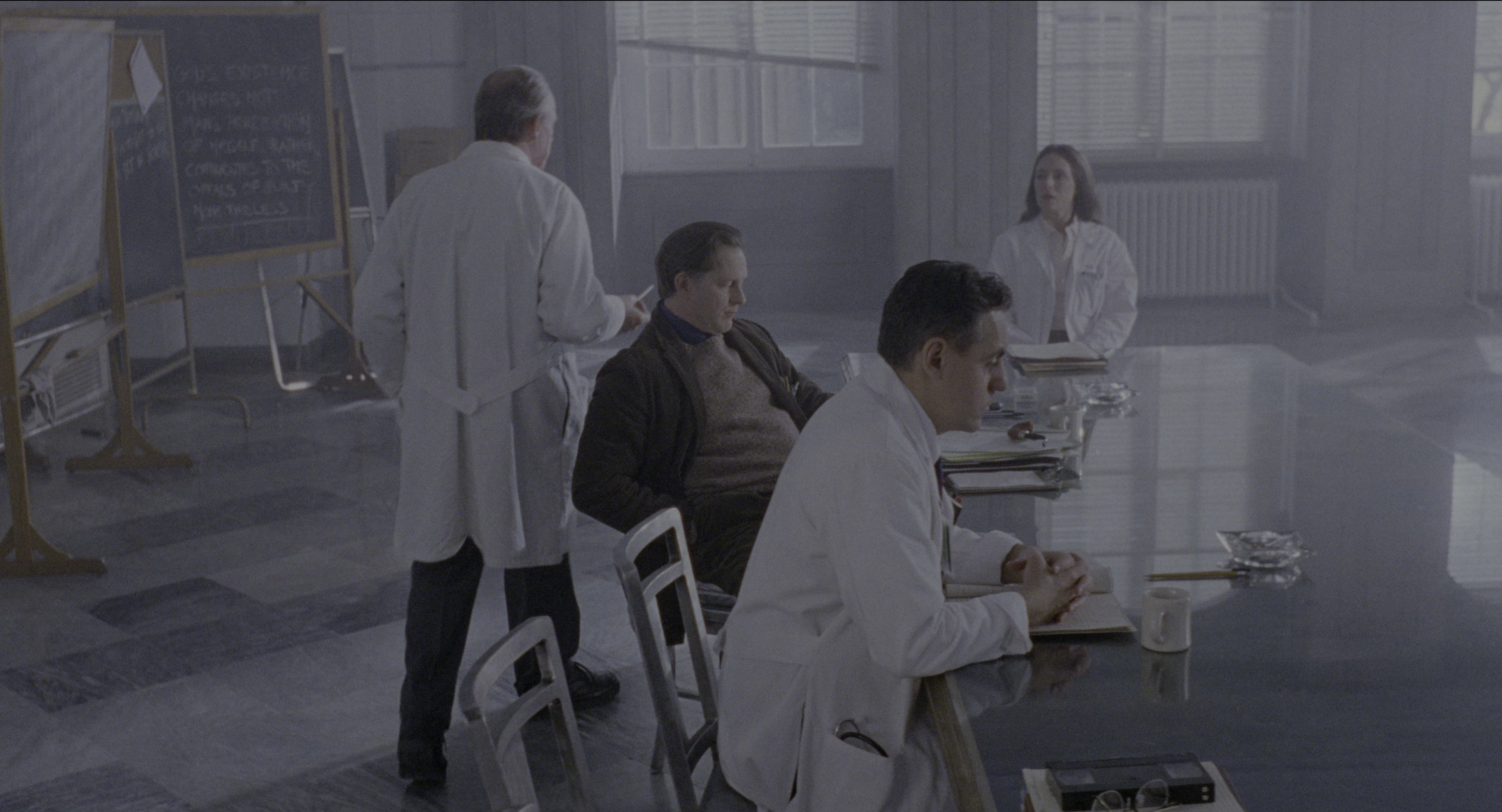 Twelve Monkeys (1995), wide, 1.85:1 — film still