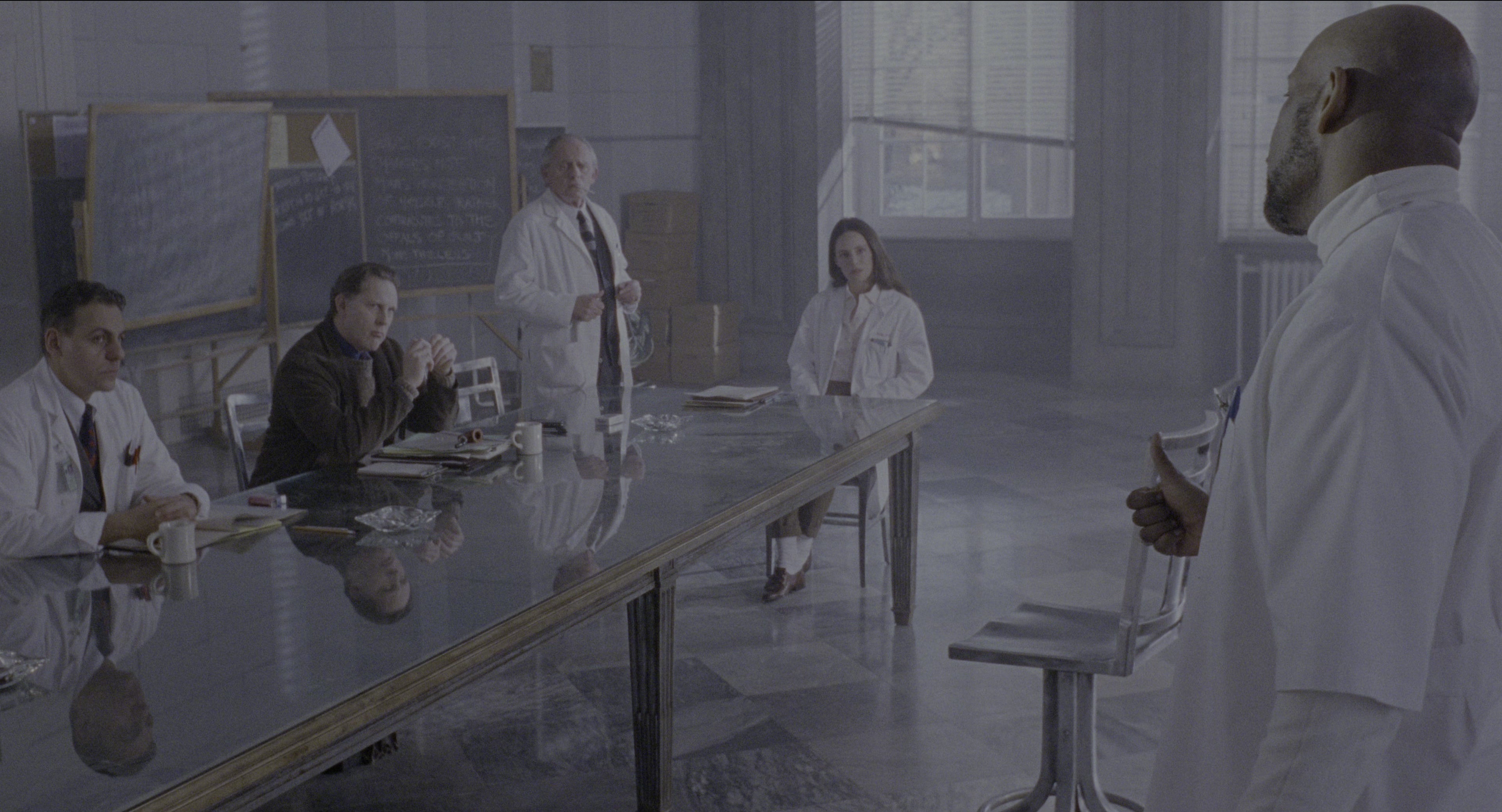 Twelve Monkeys (1995), wide, 1.85:1 — film still