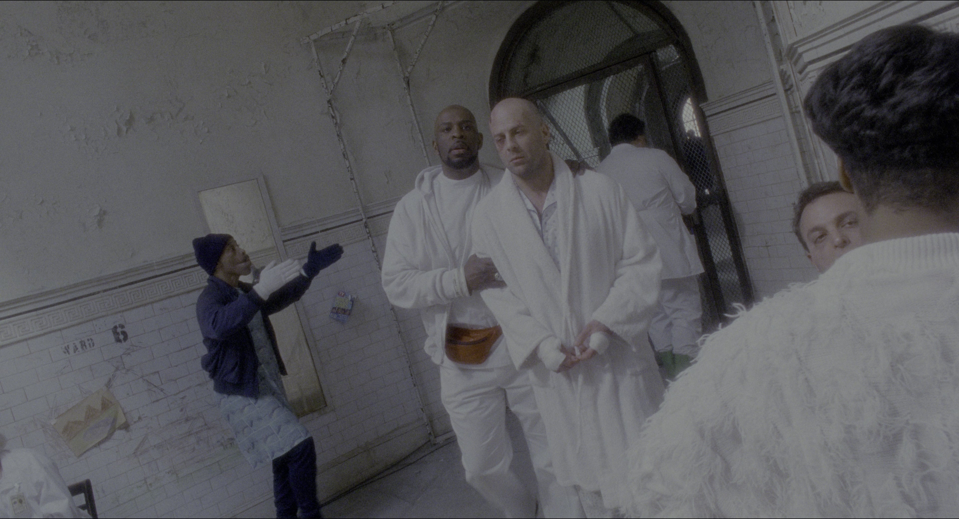Twelve Monkeys (1995), wide, 1.85:1 — film still